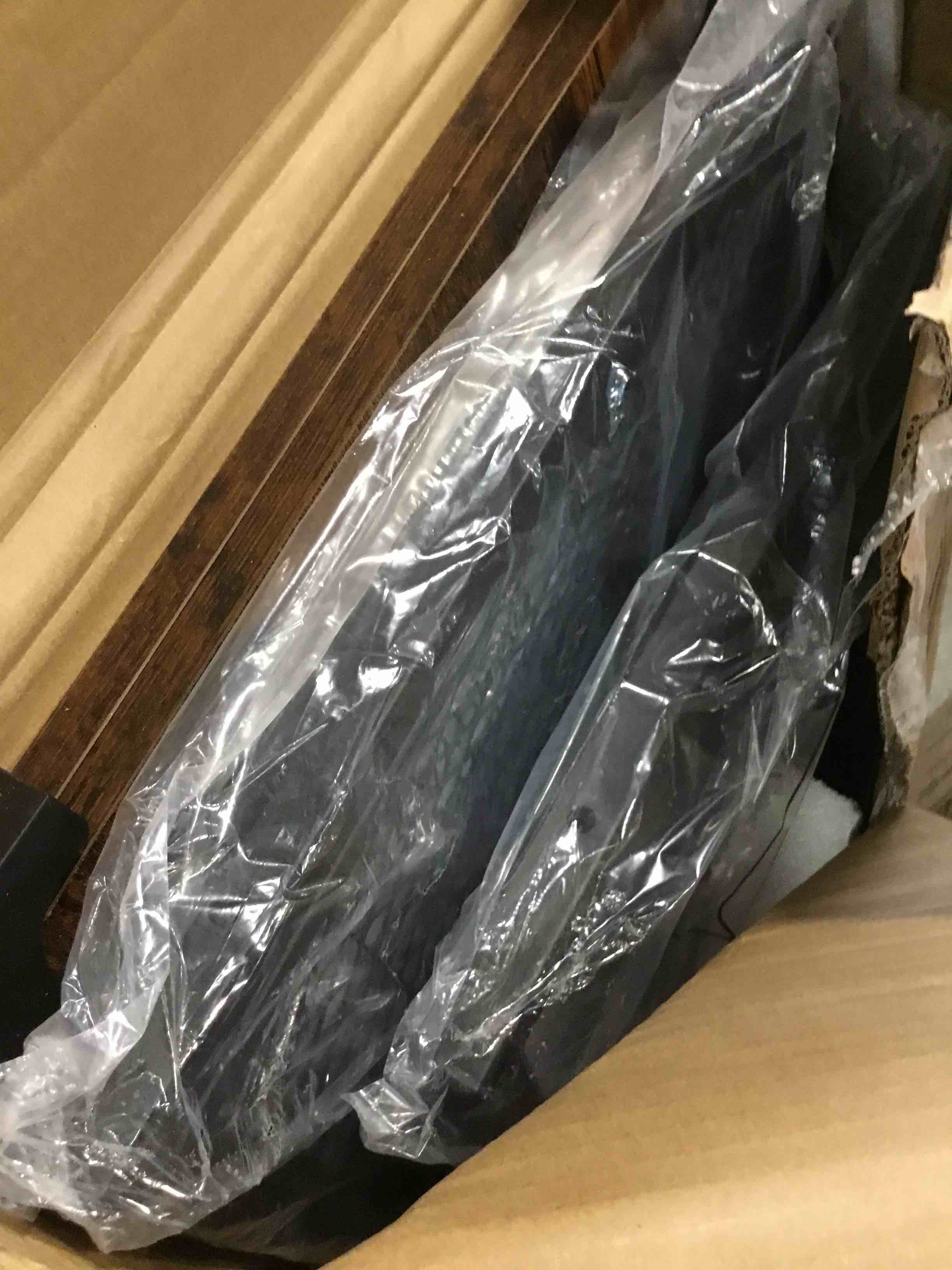 https://s3.amazonaws.com/lotting-images-prod/bidfta/YEL6564707_1716557121848.jpeg