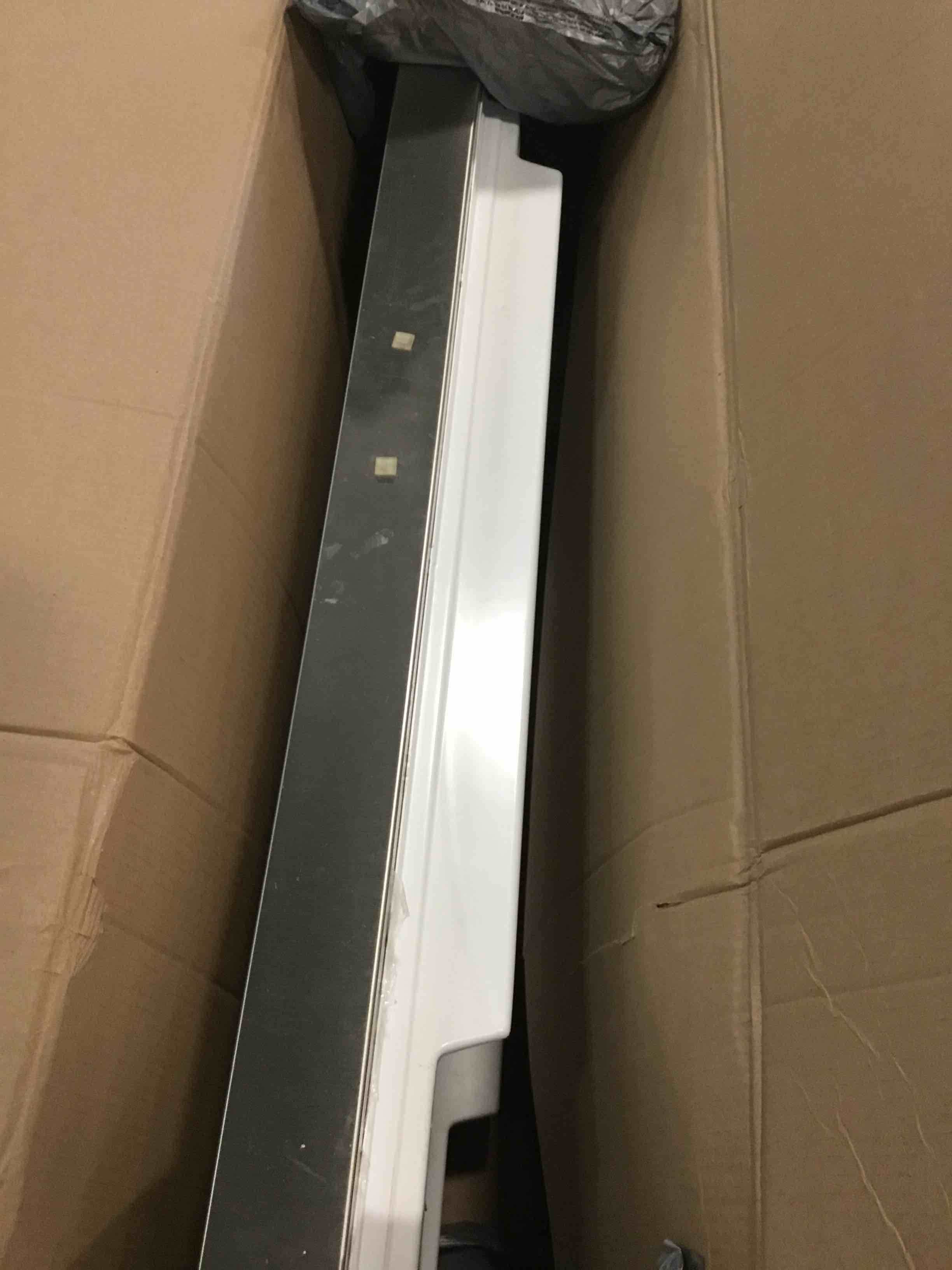 https://s3.amazonaws.com/lotting-images-prod/bidfta/YEL6564896_1716897603390.jpeg