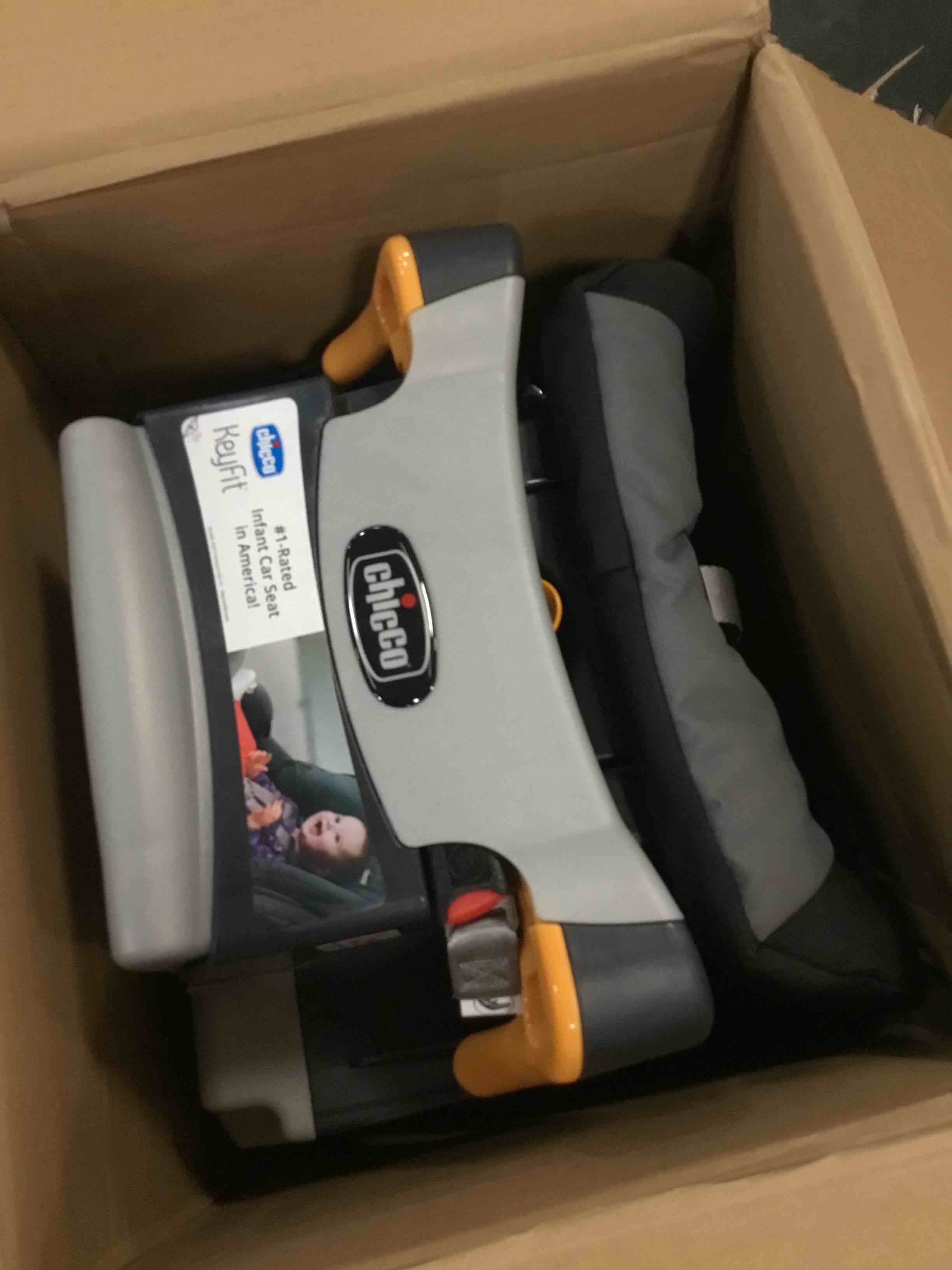 https://s3.amazonaws.com/lotting-images-prod/bidfta/YEL6564947_1716903796377.jpeg