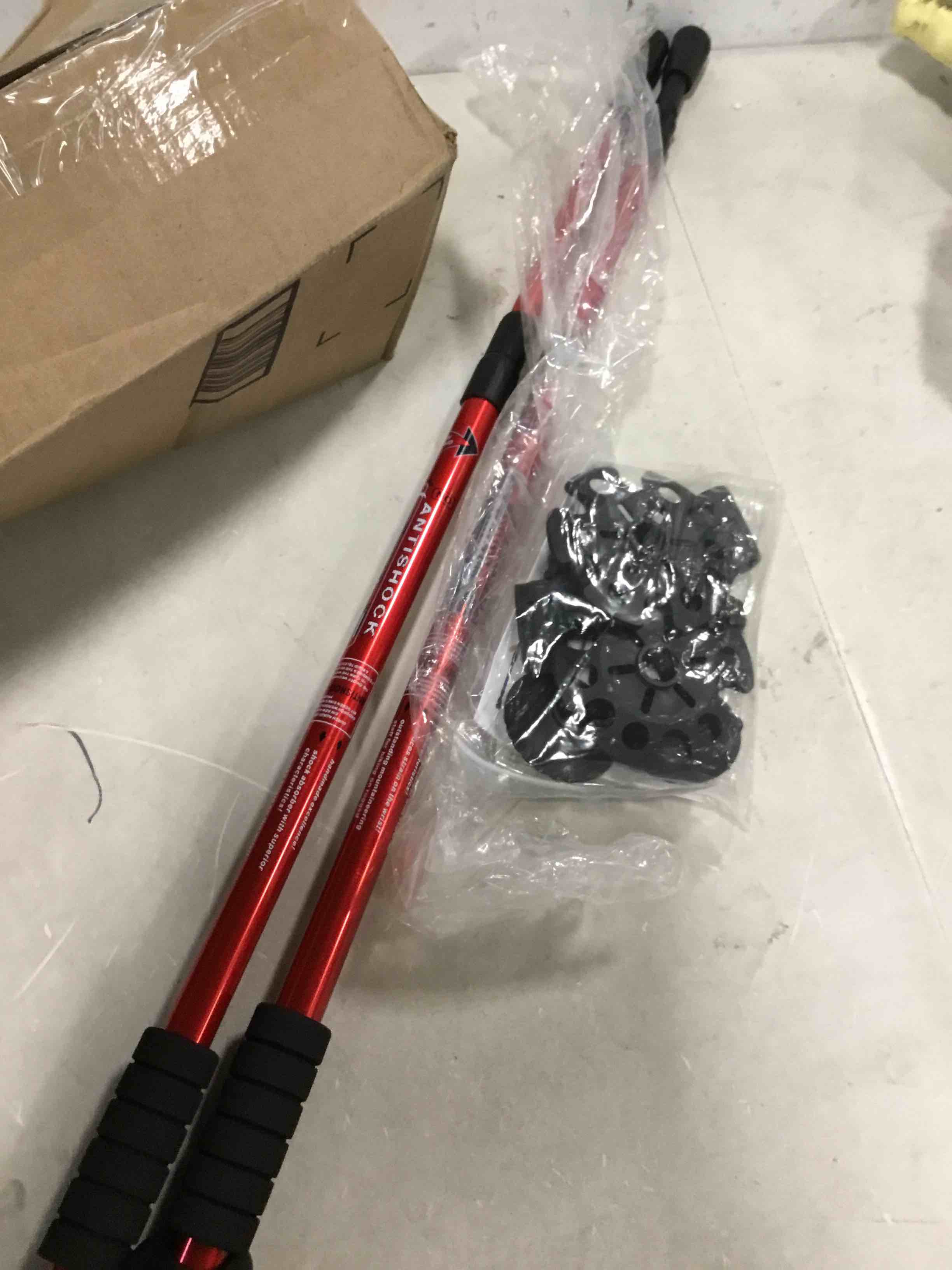 https://s3.amazonaws.com/lotting-images-prod/bidfta/YEL6565259_1716997144140.jpeg