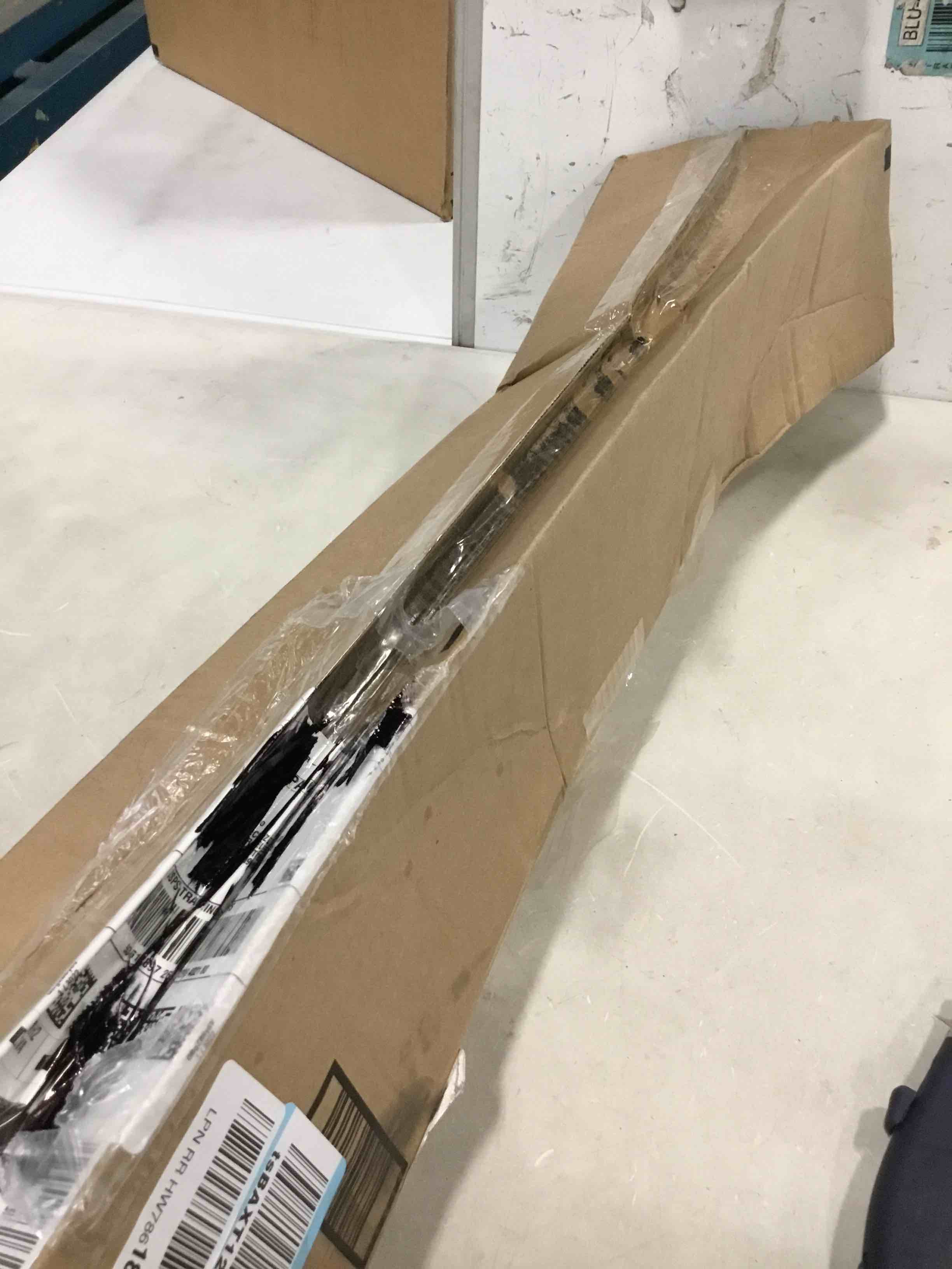 https://s3.amazonaws.com/lotting-images-prod/bidfta/YEL6565259_1716997255931.jpeg