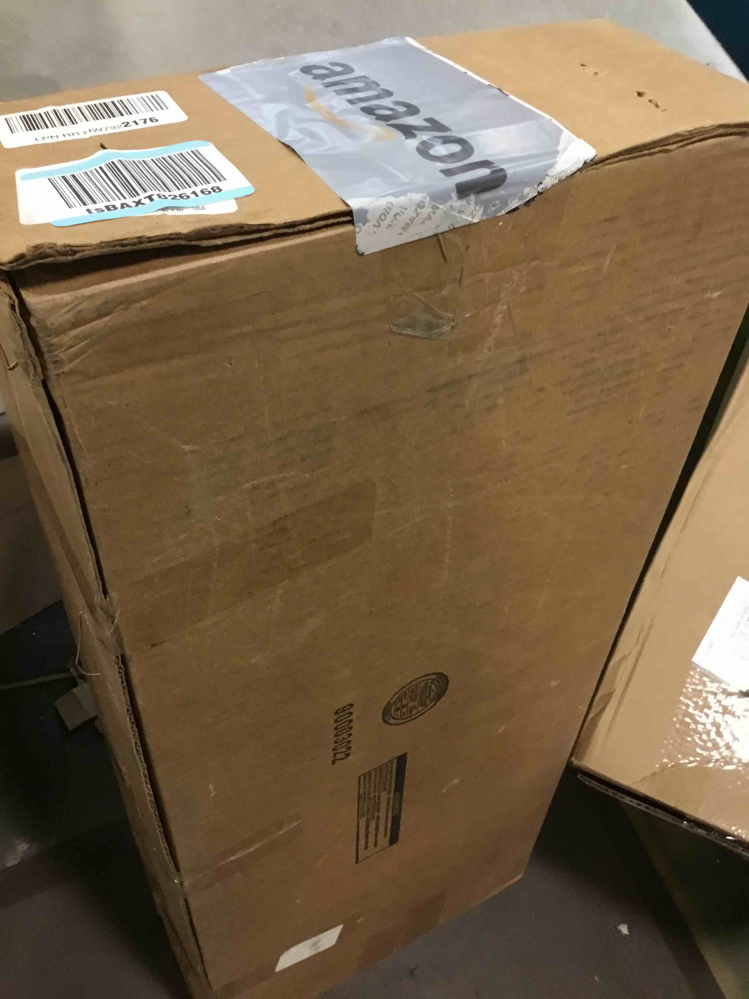 https://s3.amazonaws.com/lotting-images-prod/bidfta/YEL6565440_1717075918124.jpeg