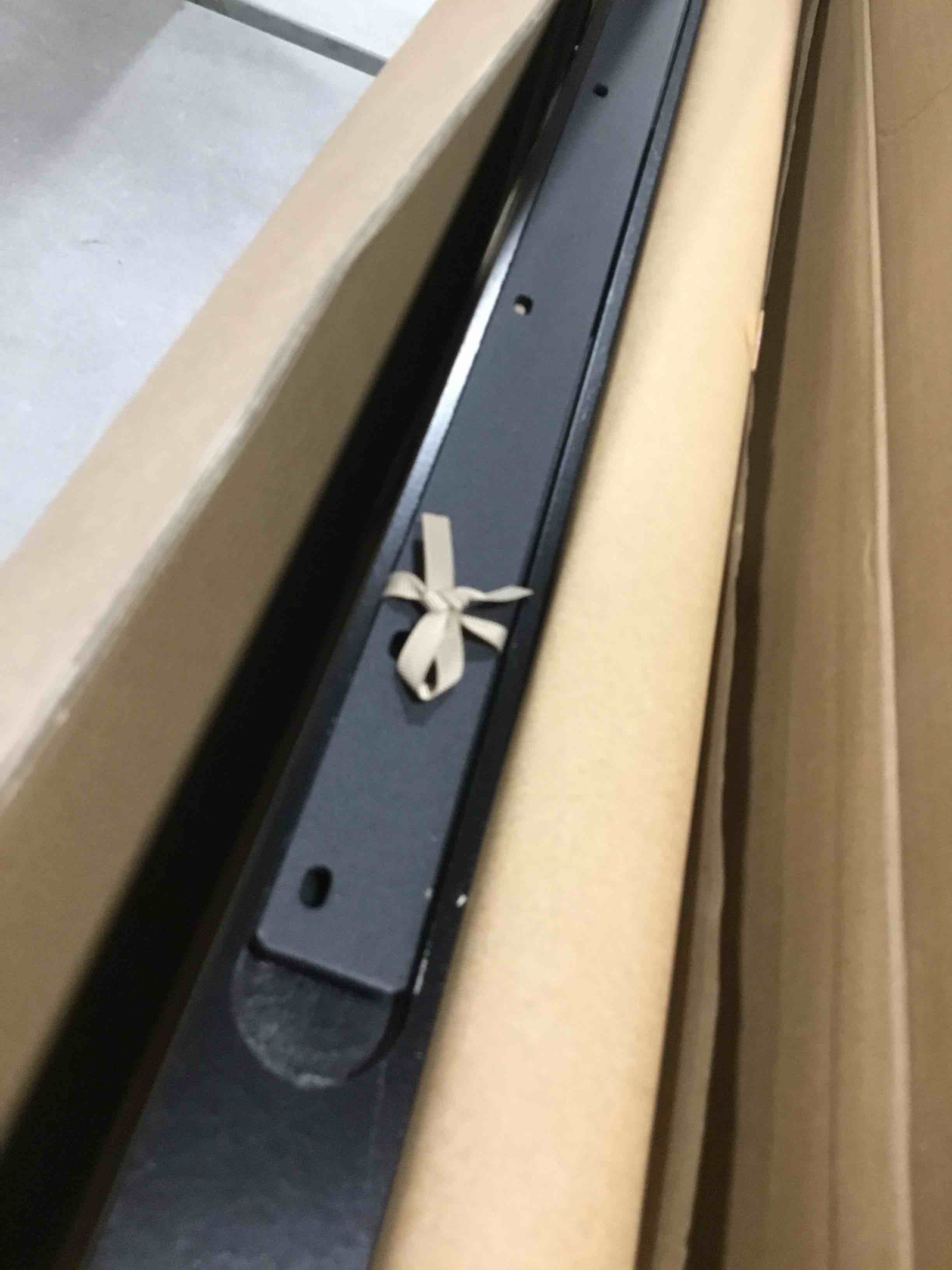 https://s3.amazonaws.com/lotting-images-prod/bidfta/YEL6565480_1717081387963.jpeg