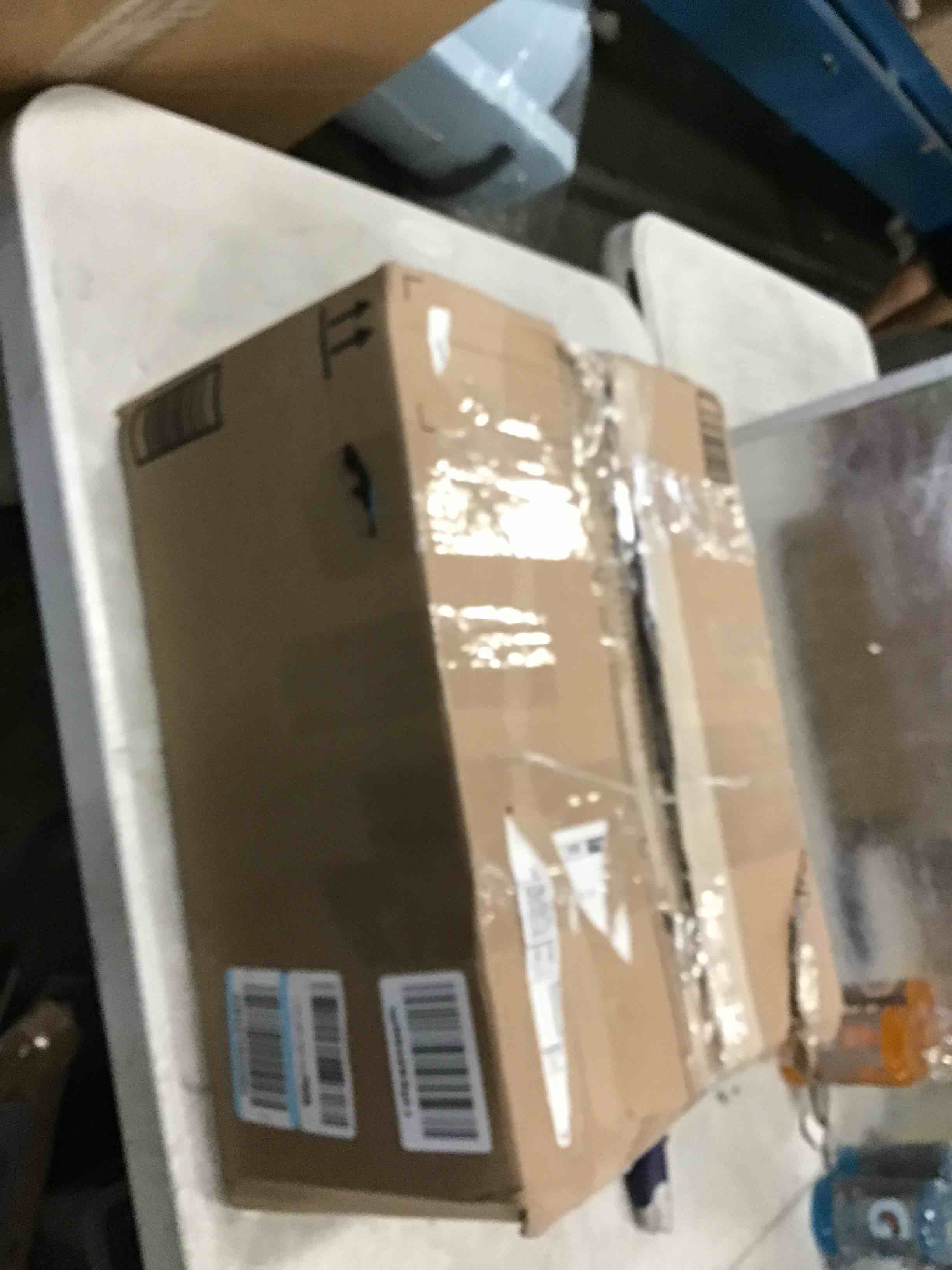 https://s3.amazonaws.com/lotting-images-prod/bidfta/YEL6566205_1716485526693.jpeg