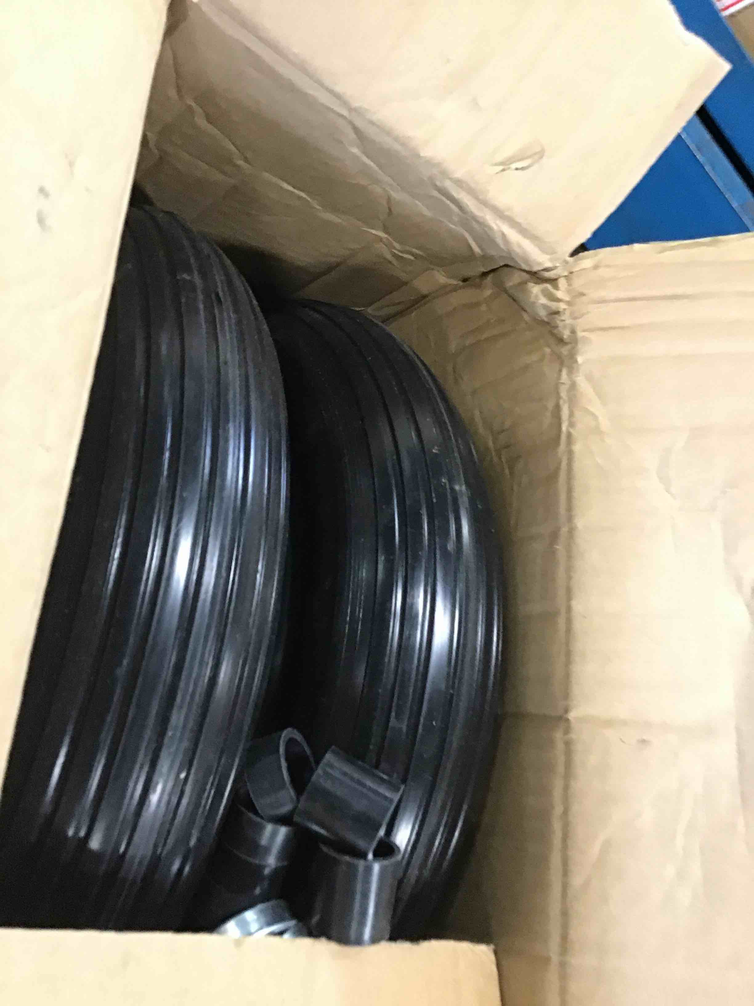 https://s3.amazonaws.com/lotting-images-prod/bidfta/YEL6566226_1716486899764.jpeg
