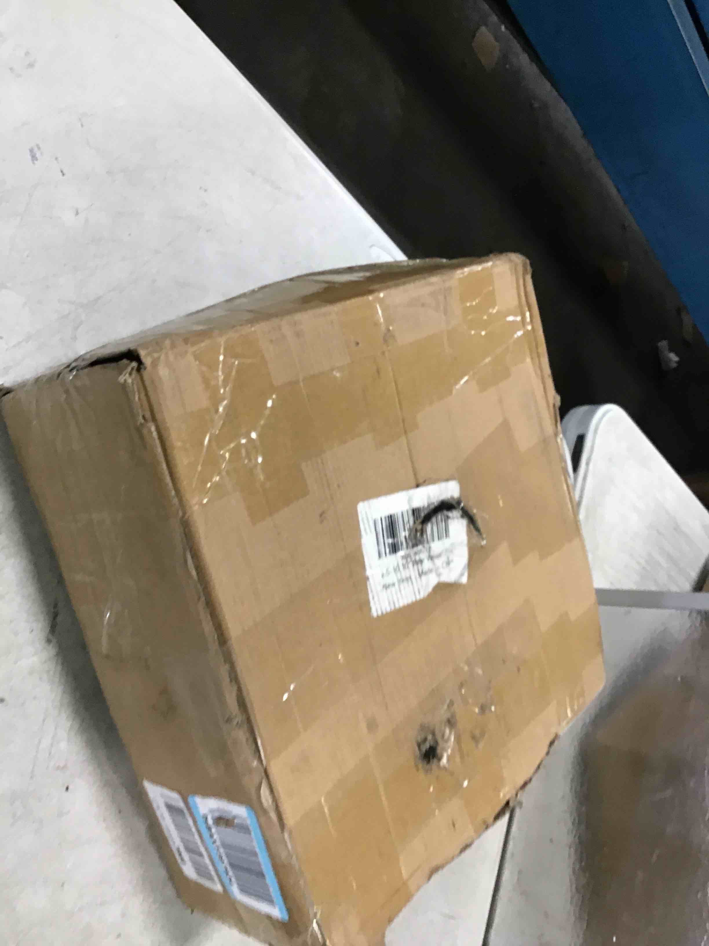 https://s3.amazonaws.com/lotting-images-prod/bidfta/YEL6566228_1716486976047.jpeg