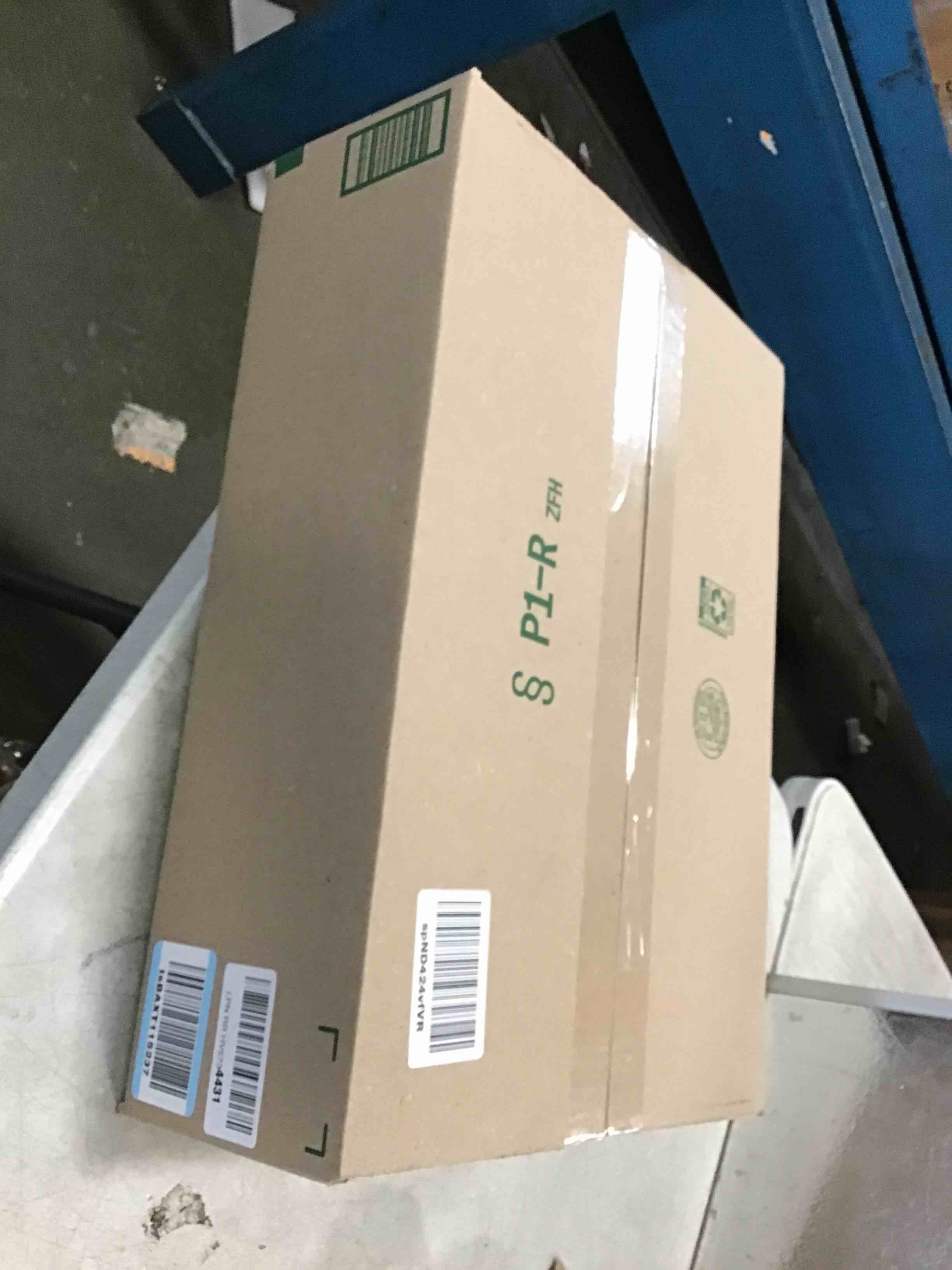 https://s3.amazonaws.com/lotting-images-prod/bidfta/YEL6566231_1716487078583.jpeg