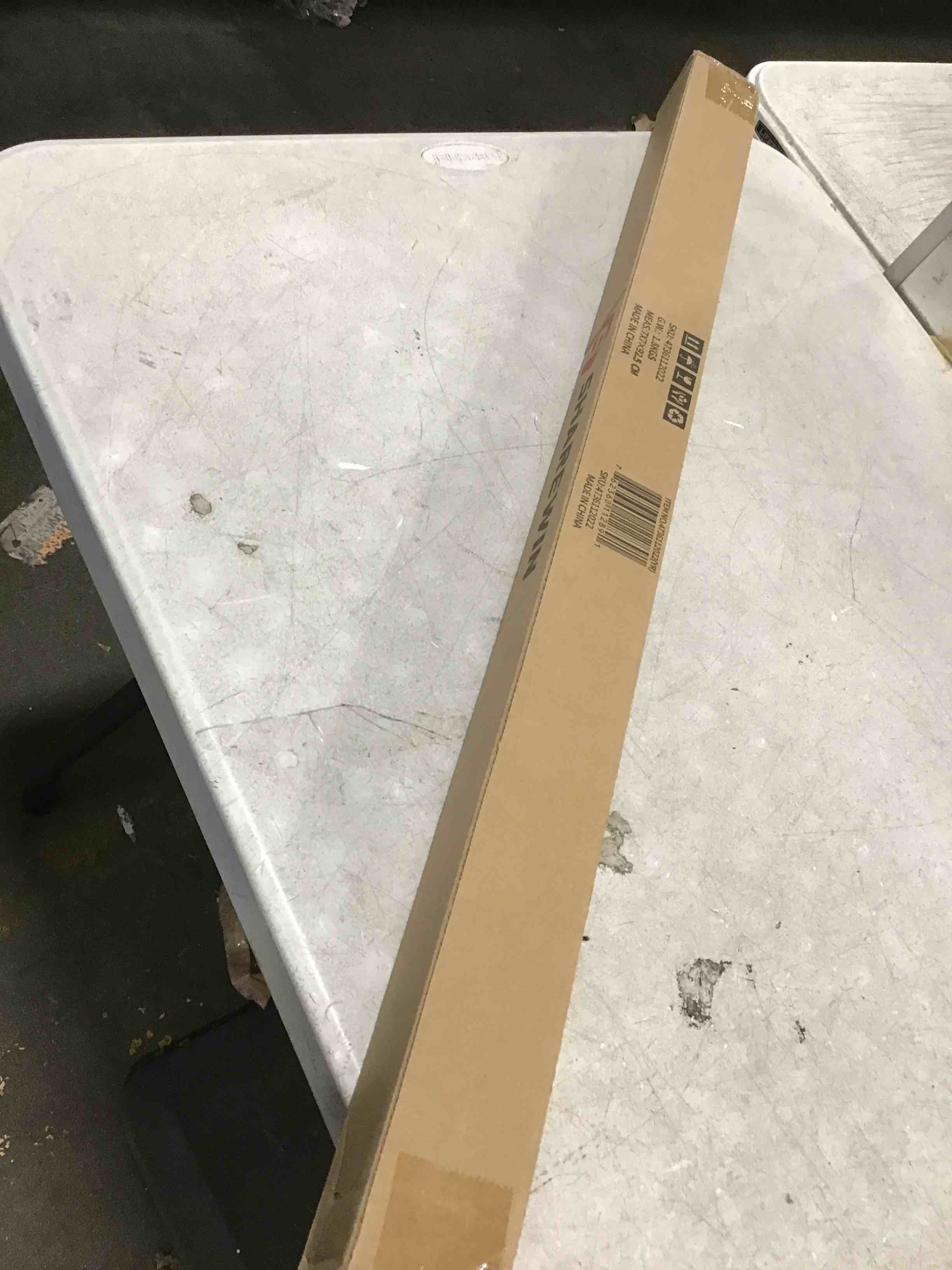 https://s3.amazonaws.com/lotting-images-prod/bidfta/YEL6566254_1716489294586.jpeg