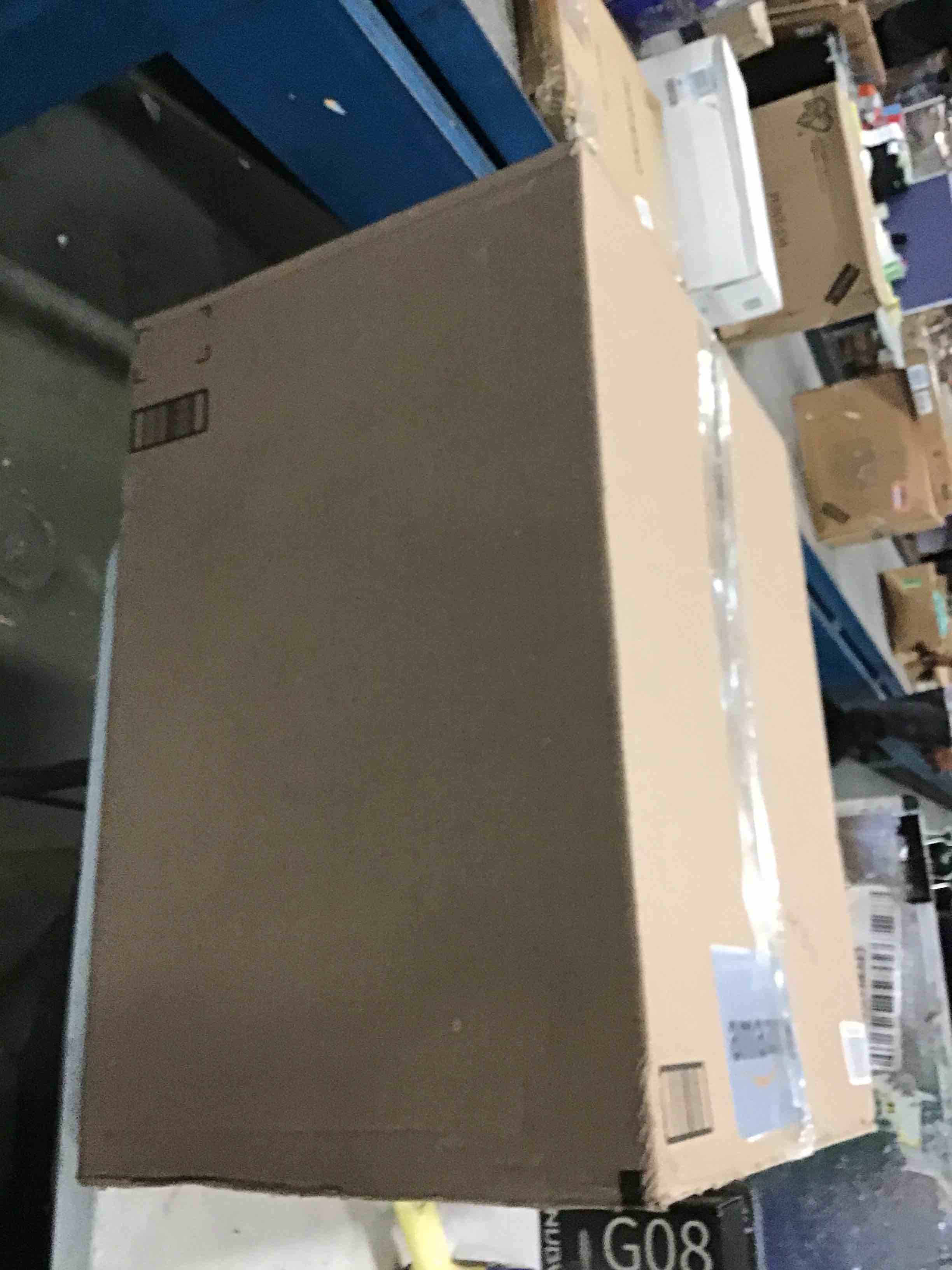 https://s3.amazonaws.com/lotting-images-prod/bidfta/YEL6566373_1716552854021.jpeg