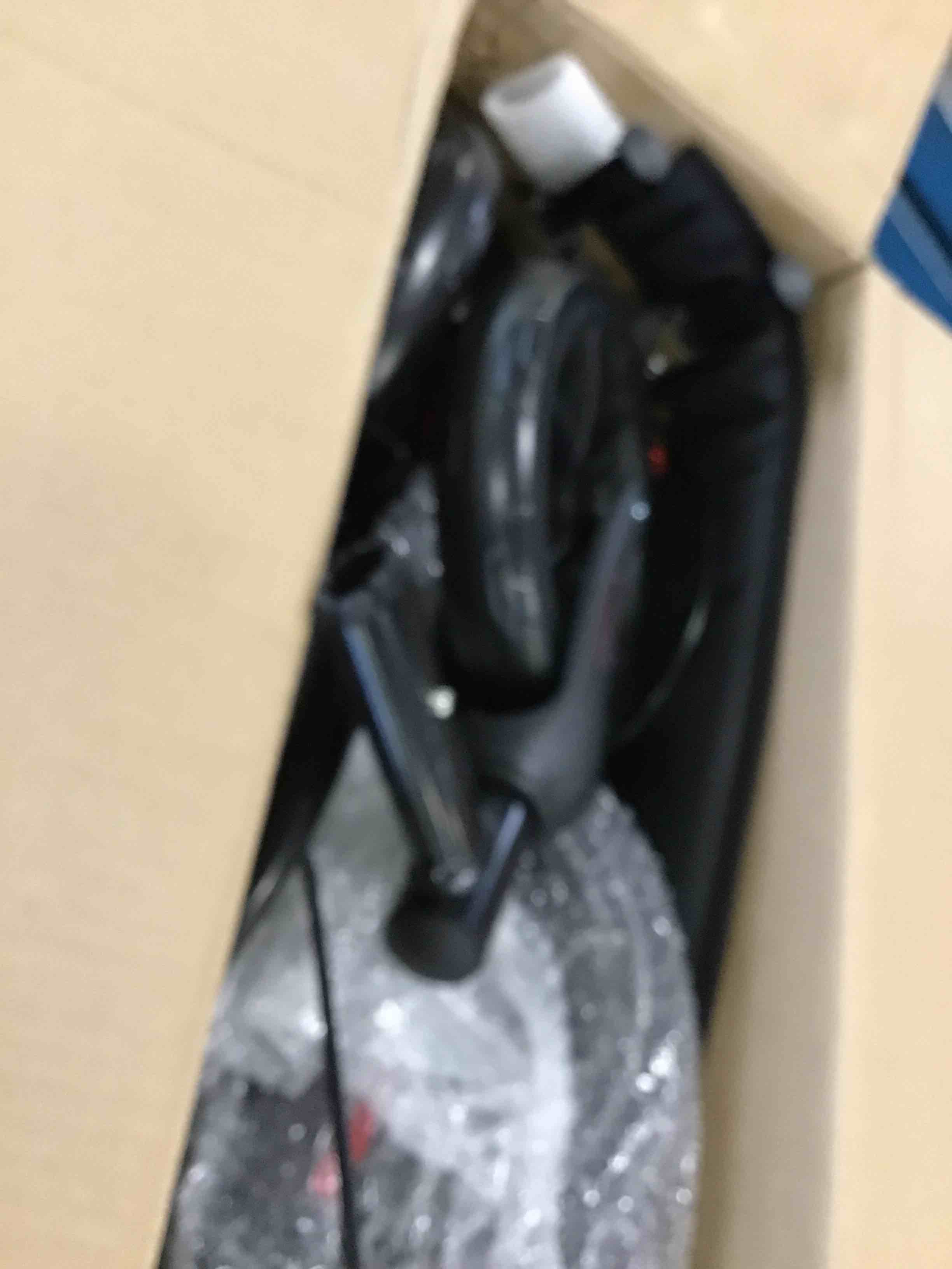 https://s3.amazonaws.com/lotting-images-prod/bidfta/YEL6566863_1716645364768.jpeg