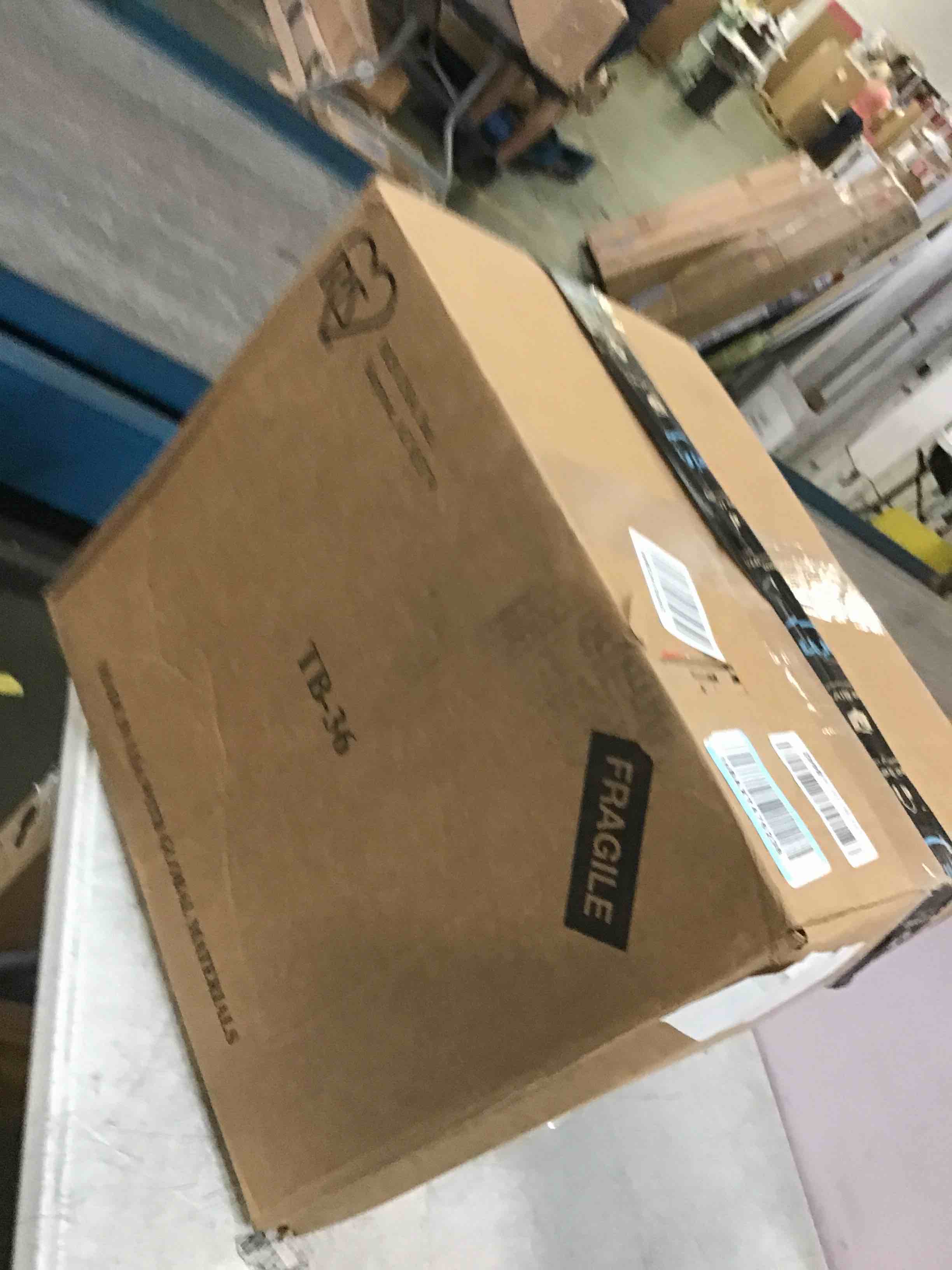 https://s3.amazonaws.com/lotting-images-prod/bidfta/YEL6567240_1716909693328.jpeg