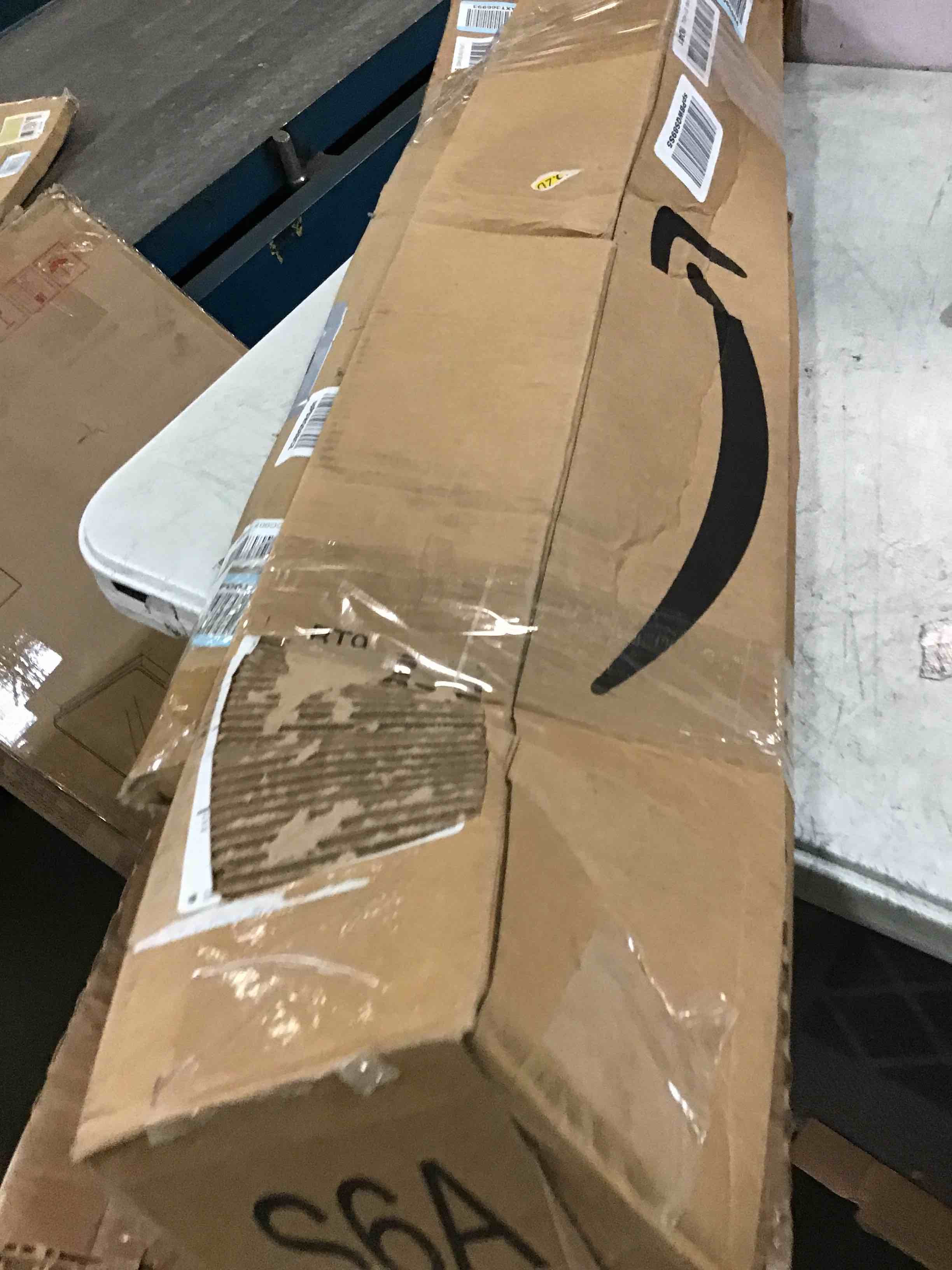 https://s3.amazonaws.com/lotting-images-prod/bidfta/YEL6567315_1716918578000.jpeg