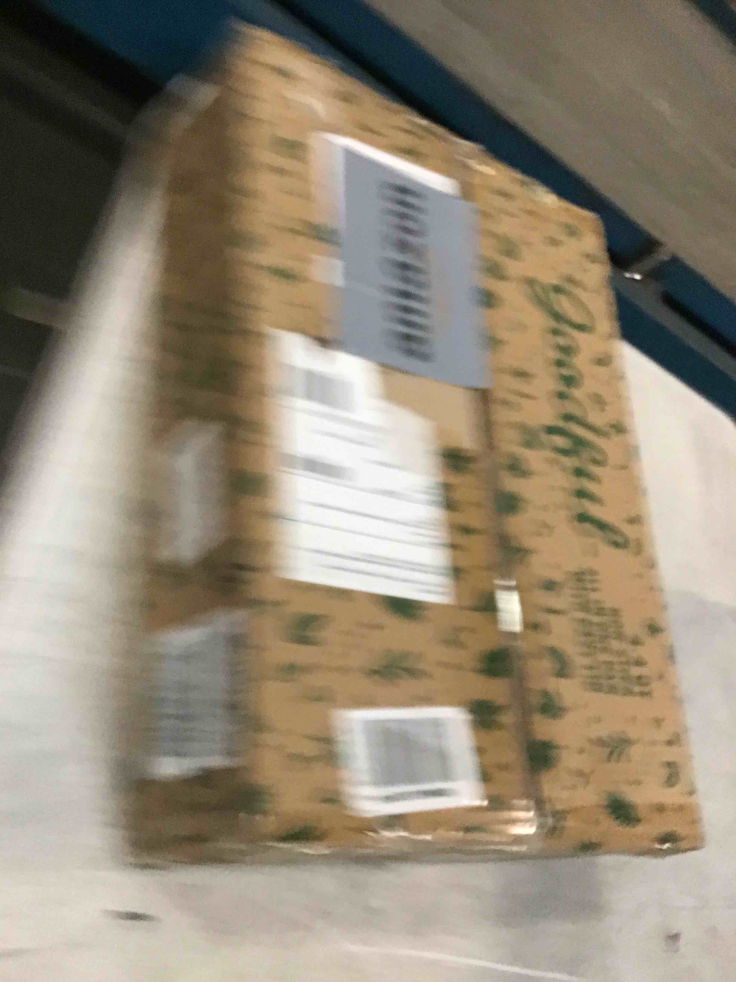 https://s3.amazonaws.com/lotting-images-prod/bidfta/YEL6567344_1716920129264.jpeg