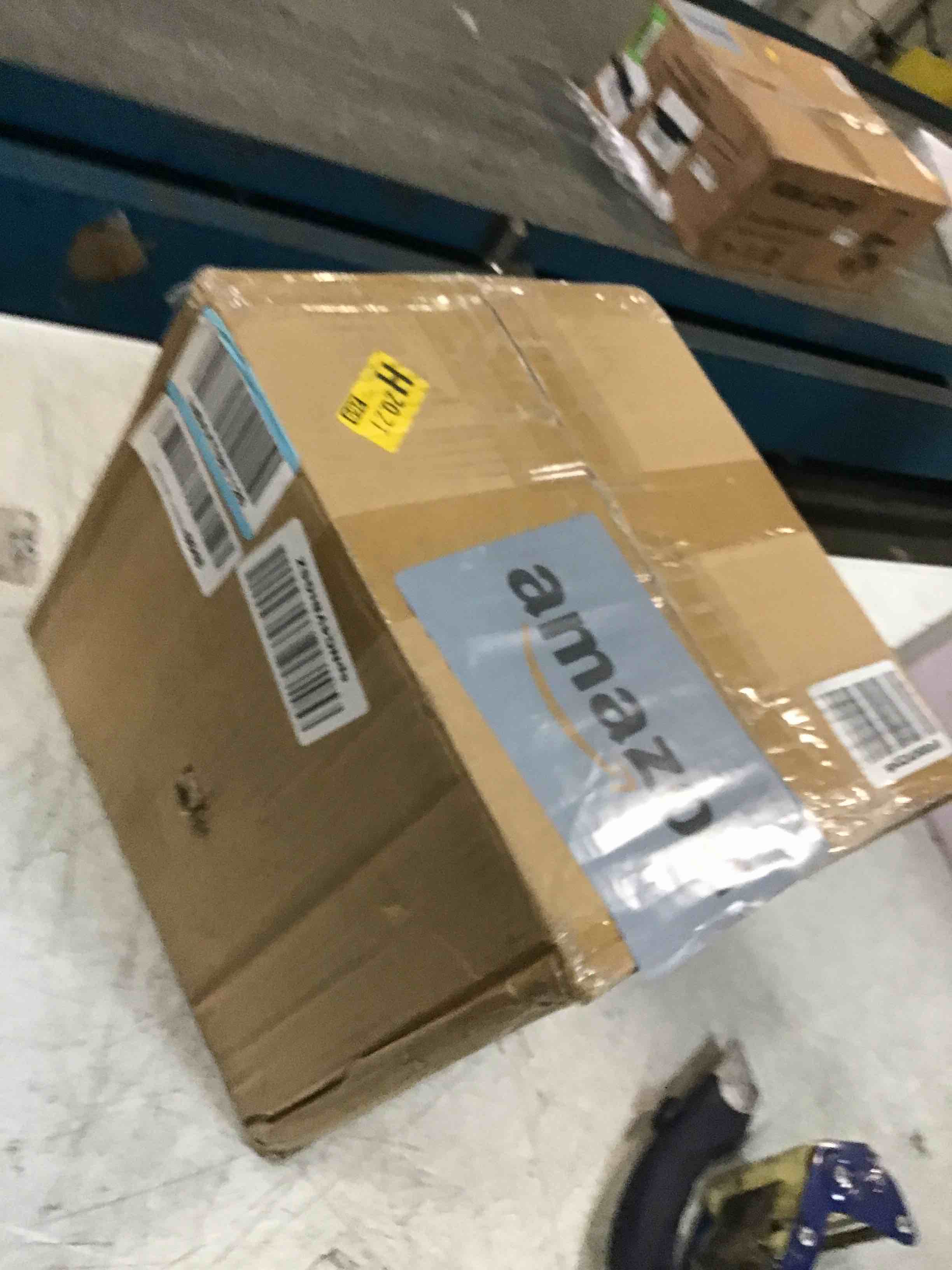 https://s3.amazonaws.com/lotting-images-prod/bidfta/YEL6567348_1716920313096.jpeg