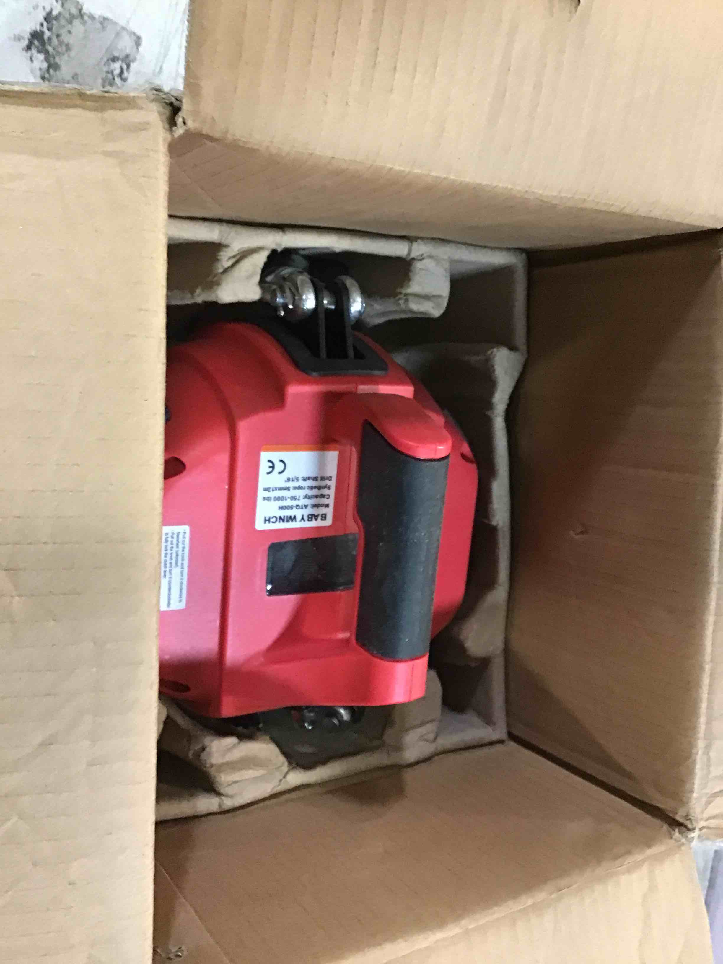 https://s3.amazonaws.com/lotting-images-prod/bidfta/YEL6567348_1716920323897.jpeg