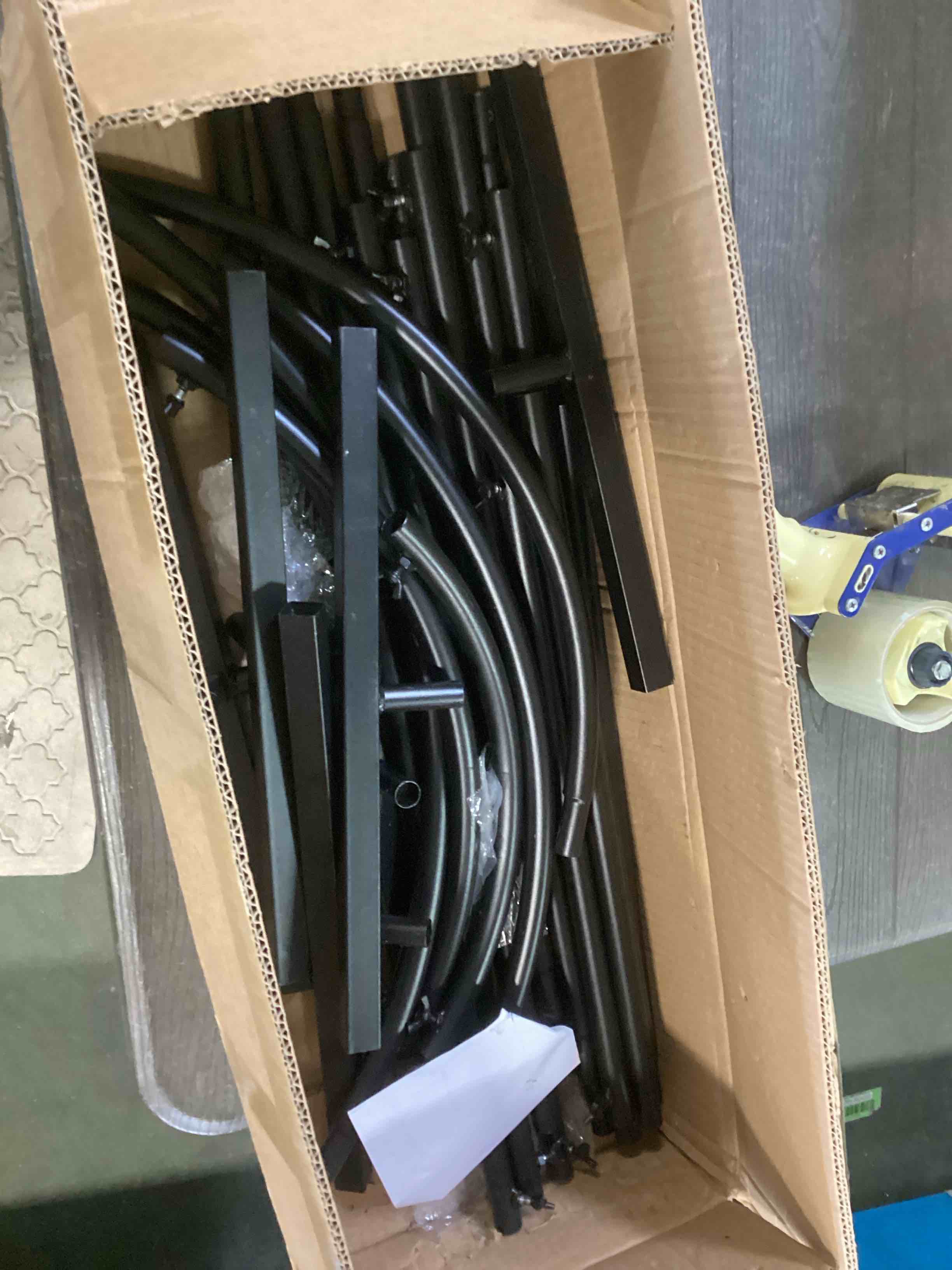 https://s3.amazonaws.com/lotting-images-prod/bidfta/YEL6567626_1716229097282.jpeg