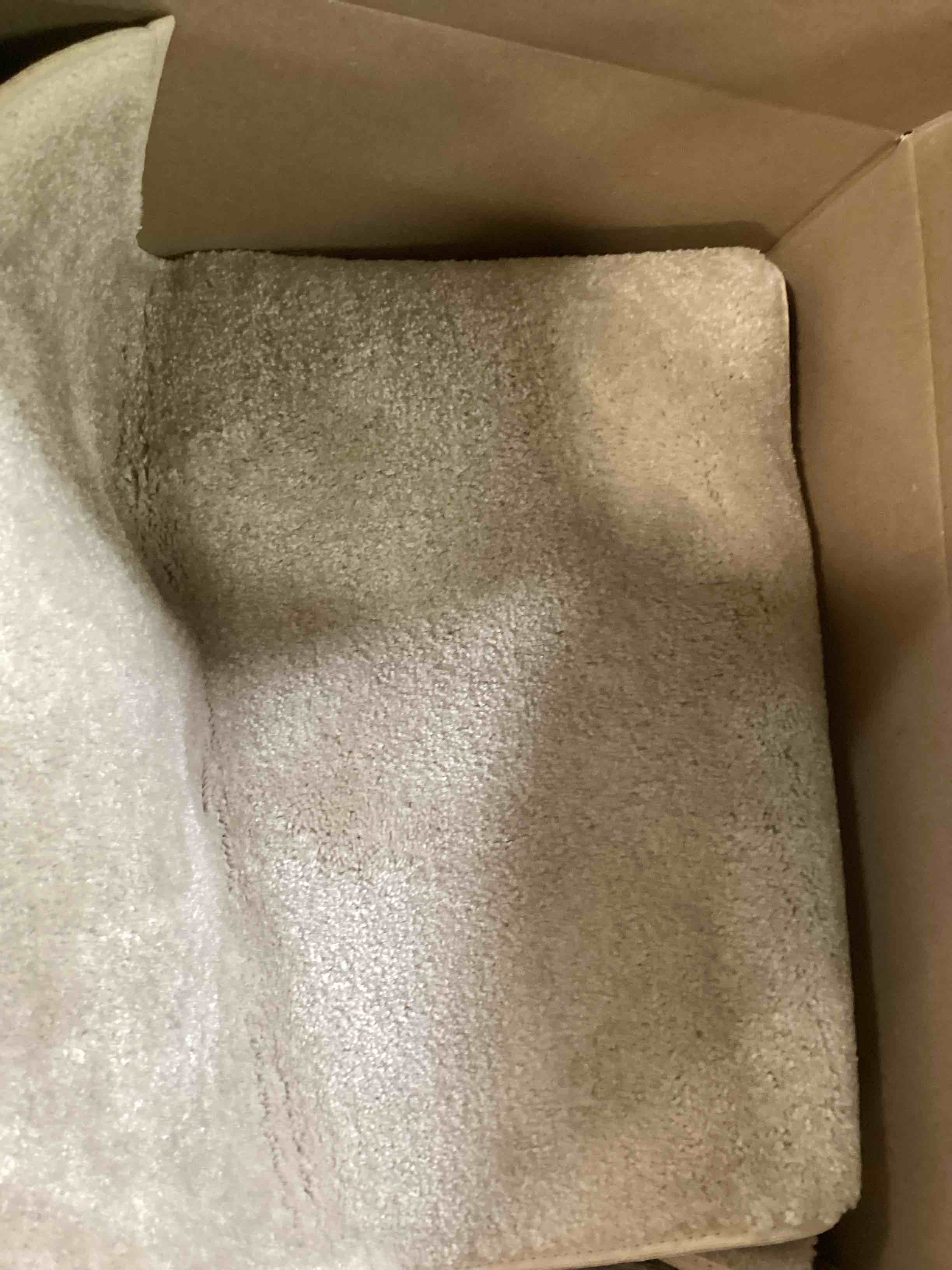 https://s3.amazonaws.com/lotting-images-prod/bidfta/YEL6567649_1716232772633.jpeg