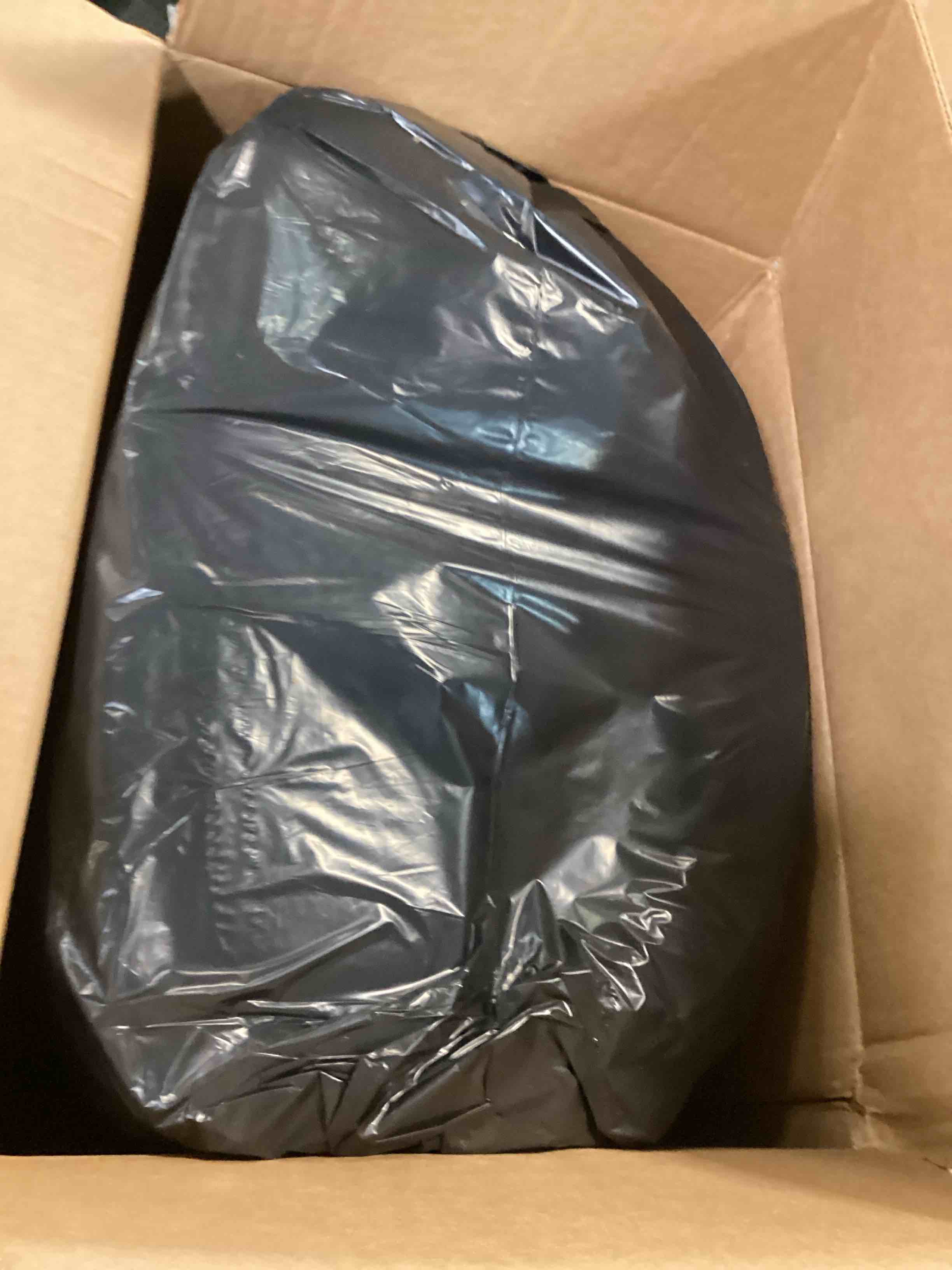https://s3.amazonaws.com/lotting-images-prod/bidfta/YEL6567879_1716313633676.jpeg