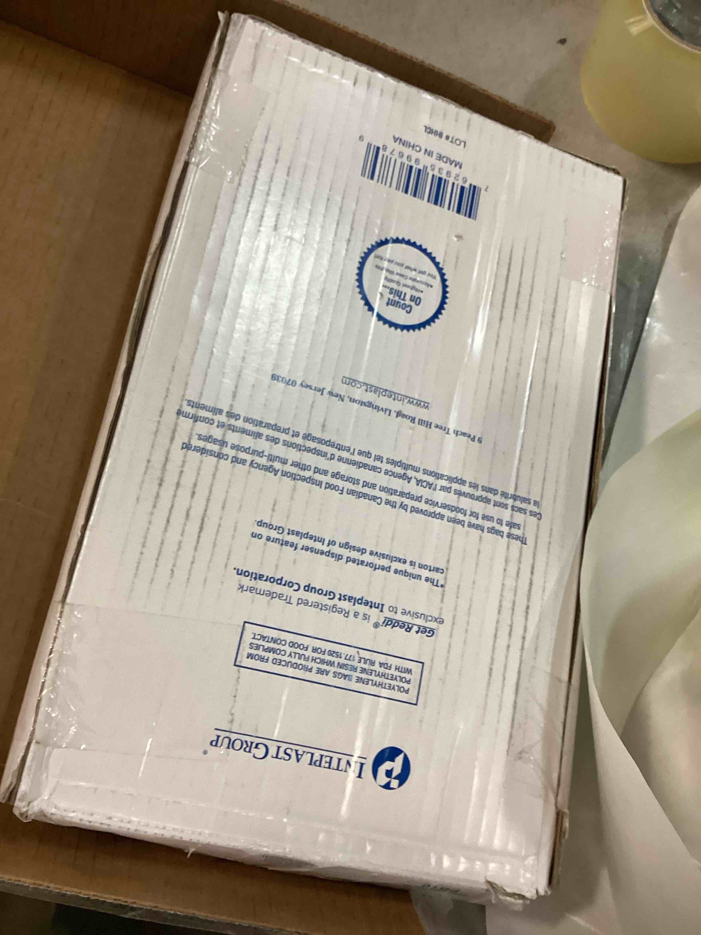 https://s3.amazonaws.com/lotting-images-prod/bidfta/YEL6567904_1716317283888.jpeg