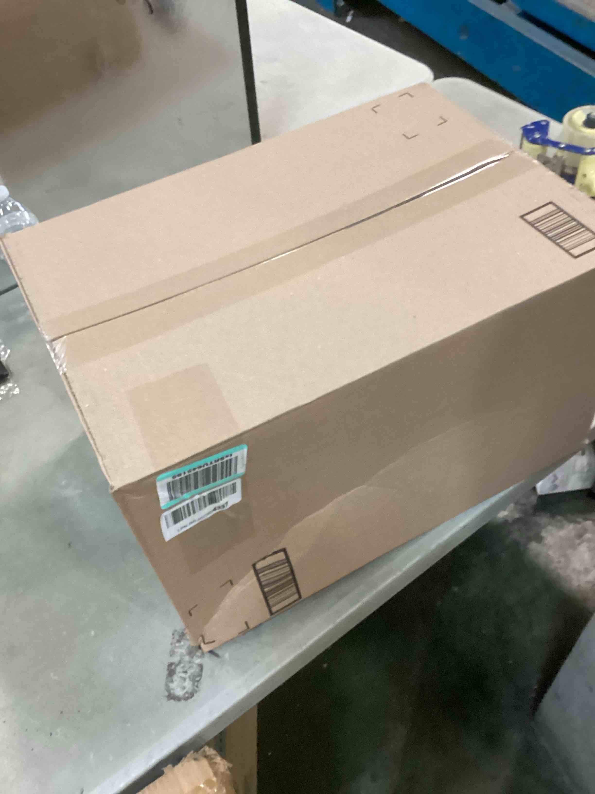 https://s3.amazonaws.com/lotting-images-prod/bidfta/YEL6568166_1716401587828.jpeg