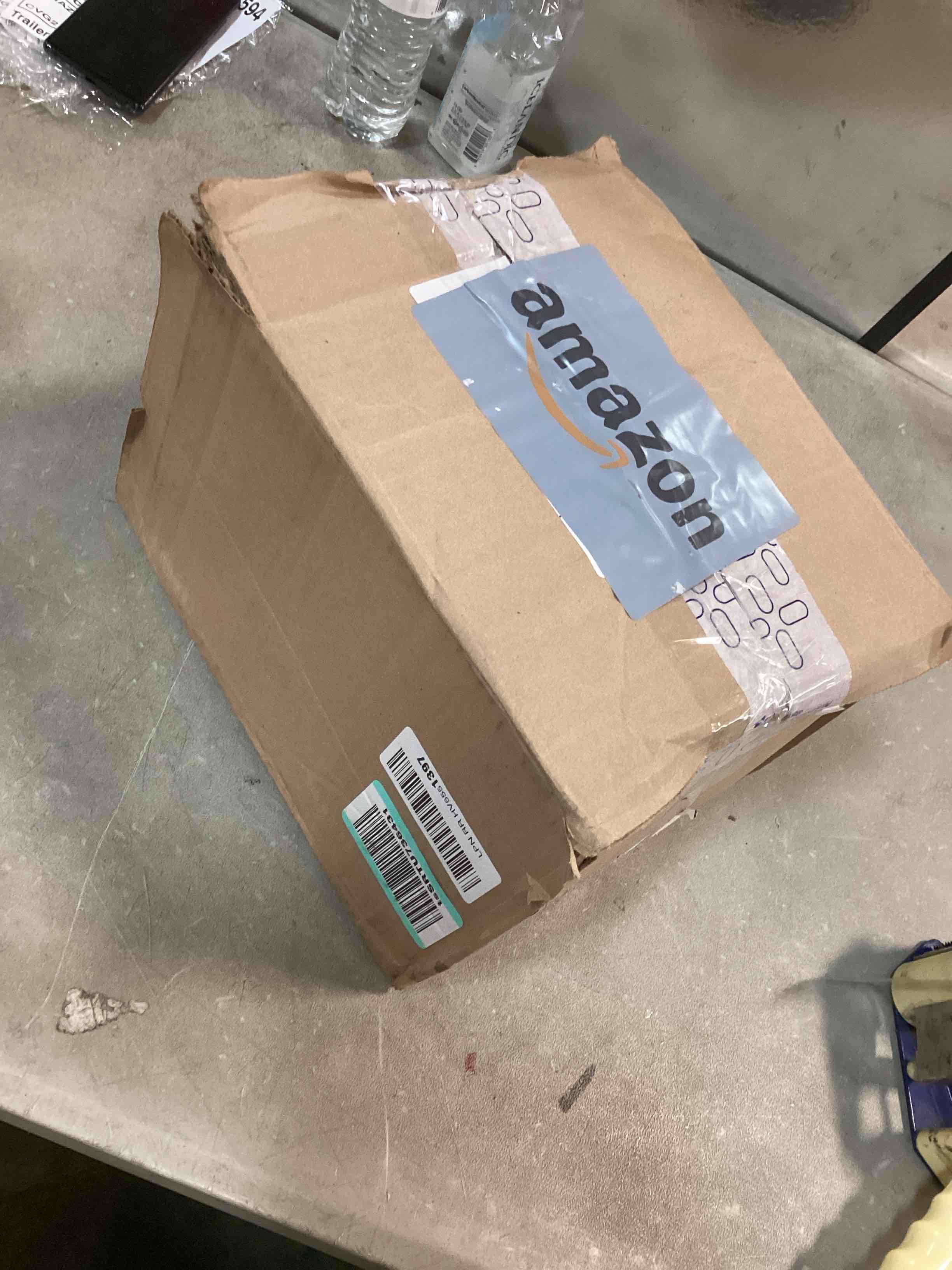 https://s3.amazonaws.com/lotting-images-prod/bidfta/YEL6568171_1716402150658.jpeg