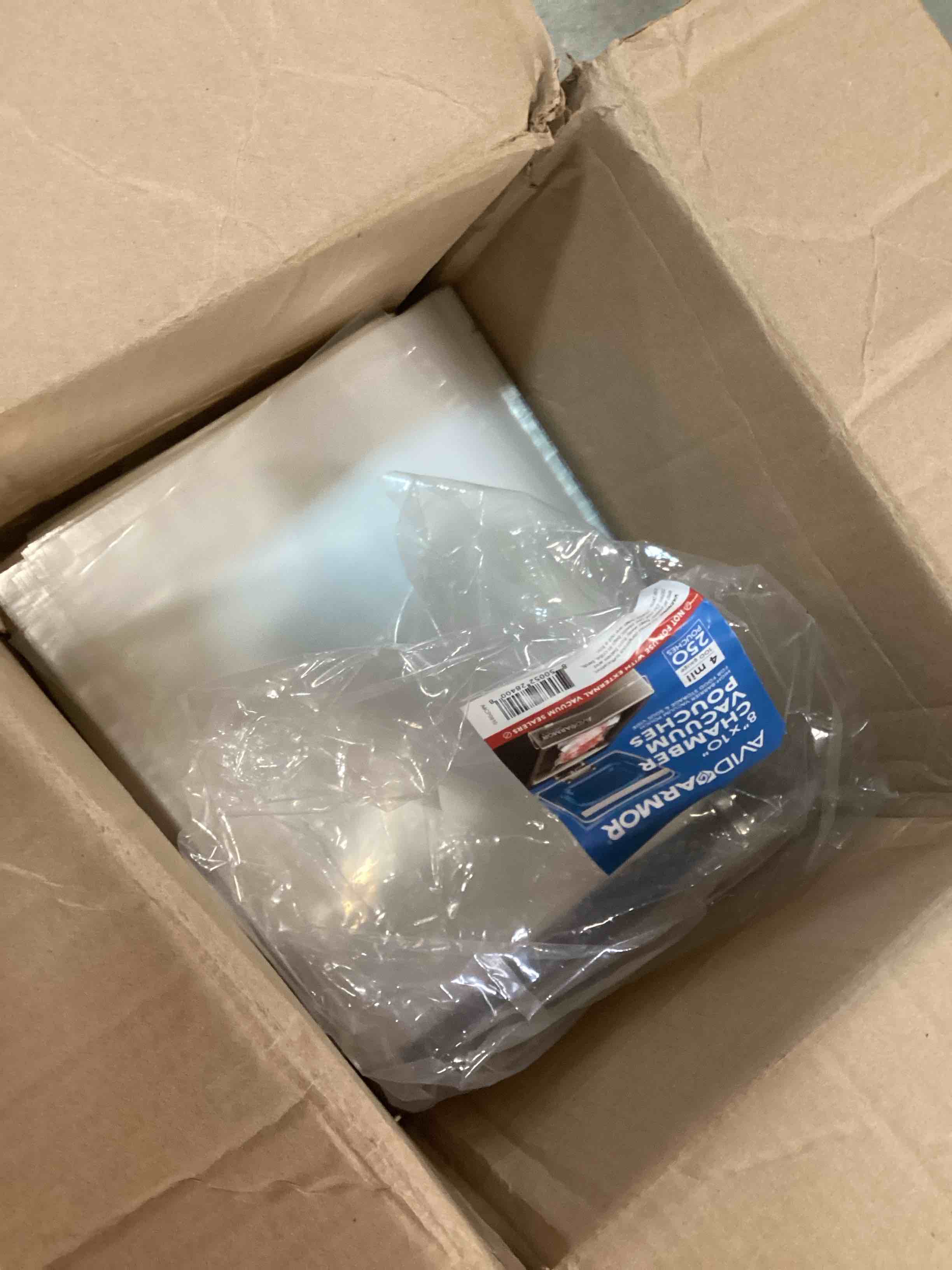 https://s3.amazonaws.com/lotting-images-prod/bidfta/YEL6568171_1716402176320.jpeg