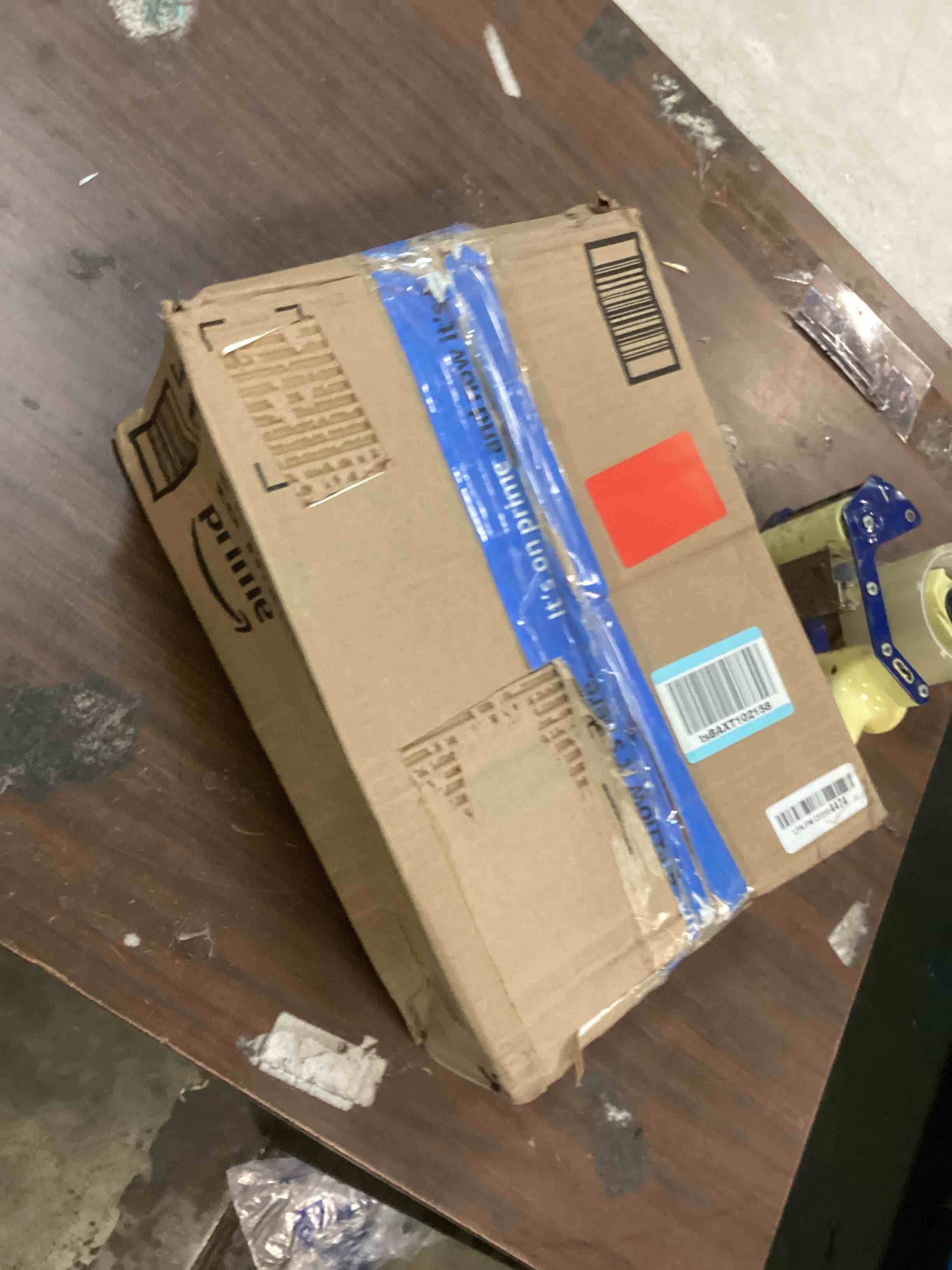 https://s3.amazonaws.com/lotting-images-prod/bidfta/YEL6568292_1716555969673.jpeg