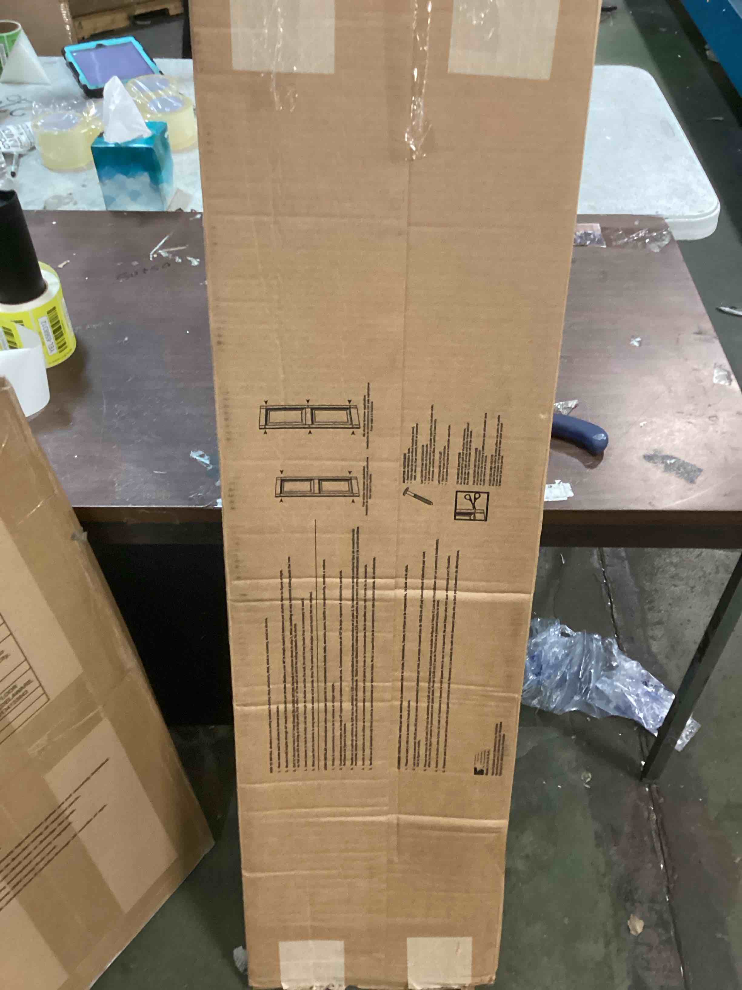 https://s3.amazonaws.com/lotting-images-prod/bidfta/YEL6568305_1716557224585.jpeg