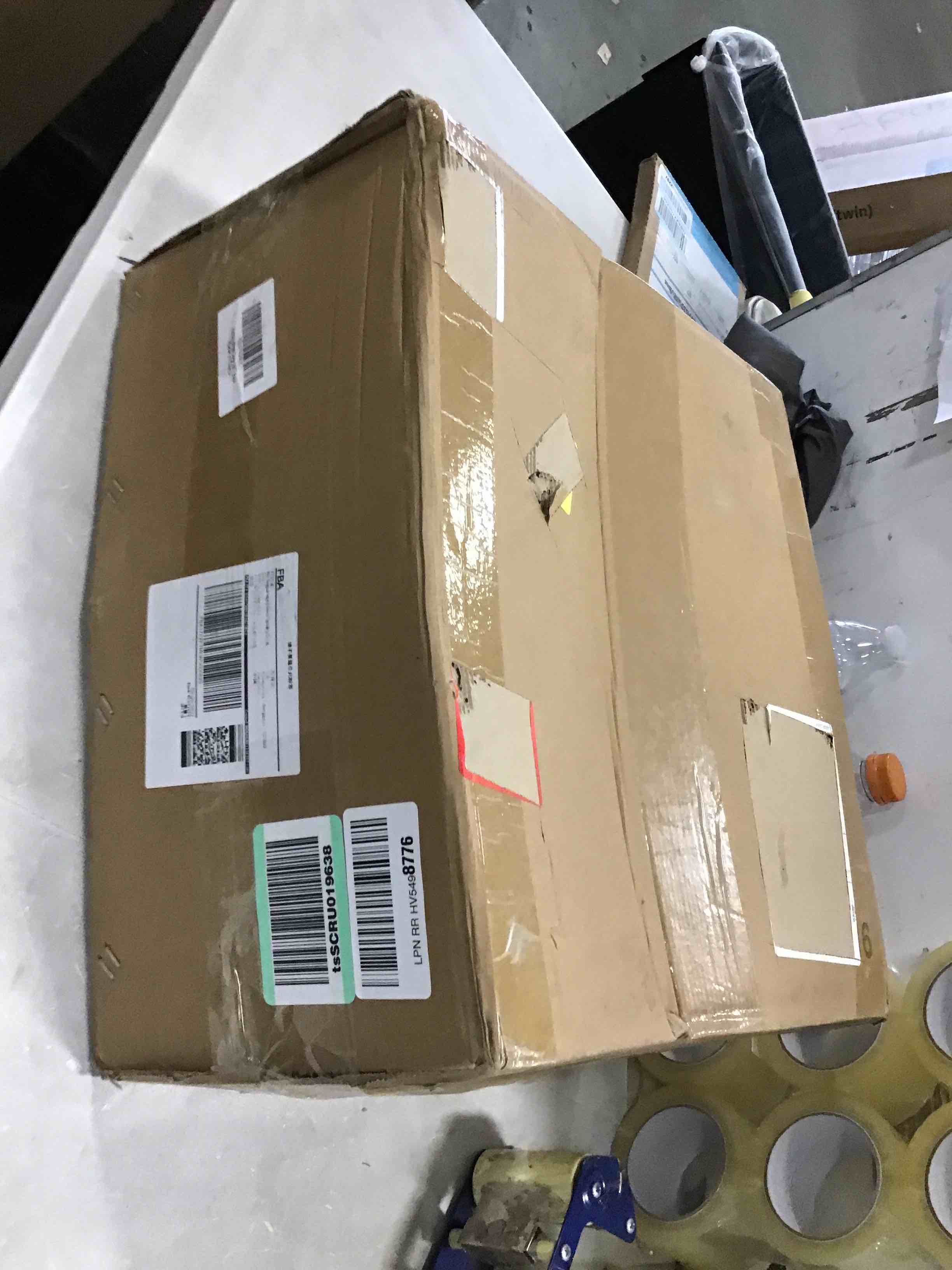 https://s3.amazonaws.com/lotting-images-prod/bidfta/YEL6569366_1716230814988.jpeg