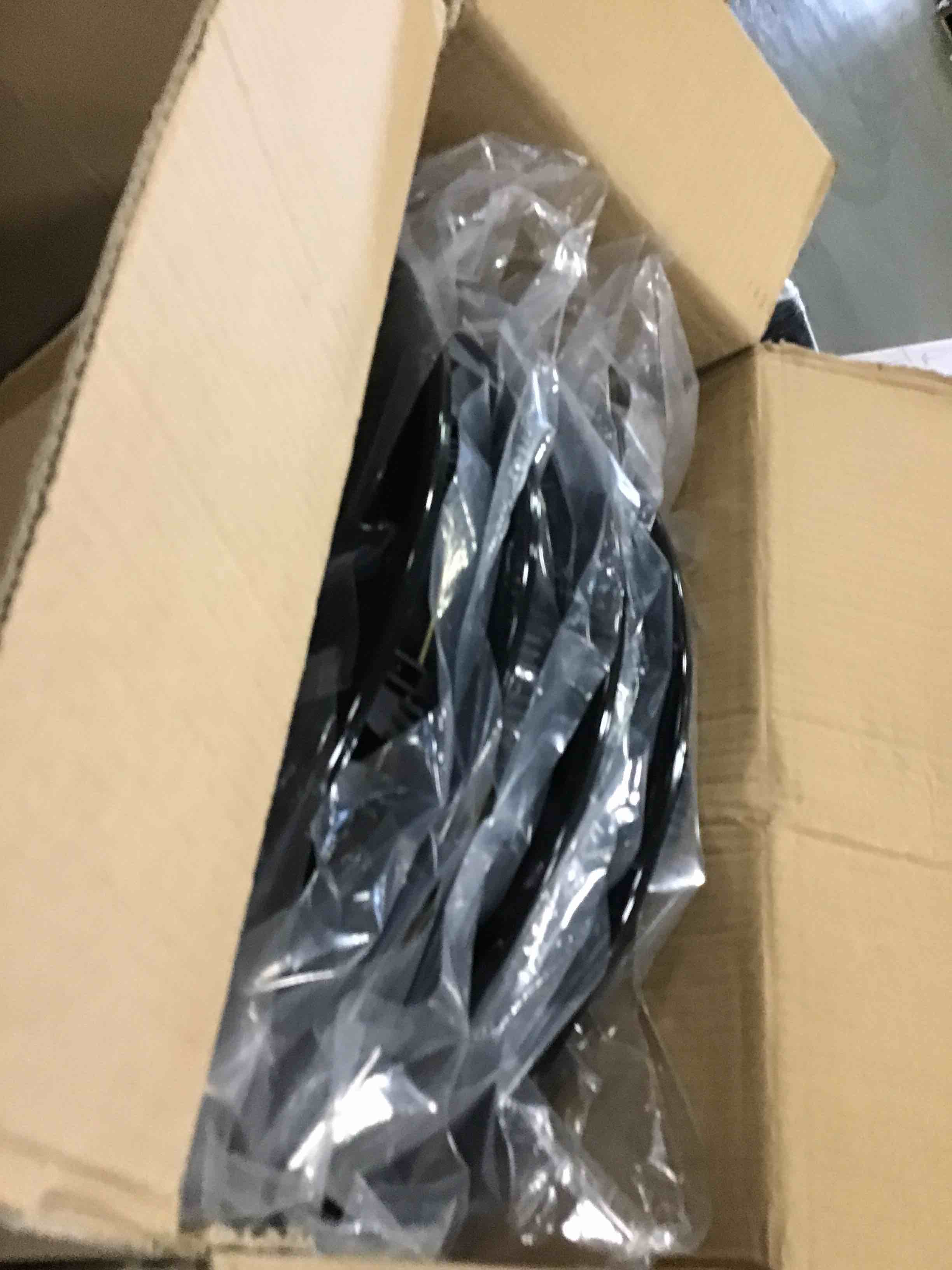 https://s3.amazonaws.com/lotting-images-prod/bidfta/YEL6569366_1716230823805.jpeg