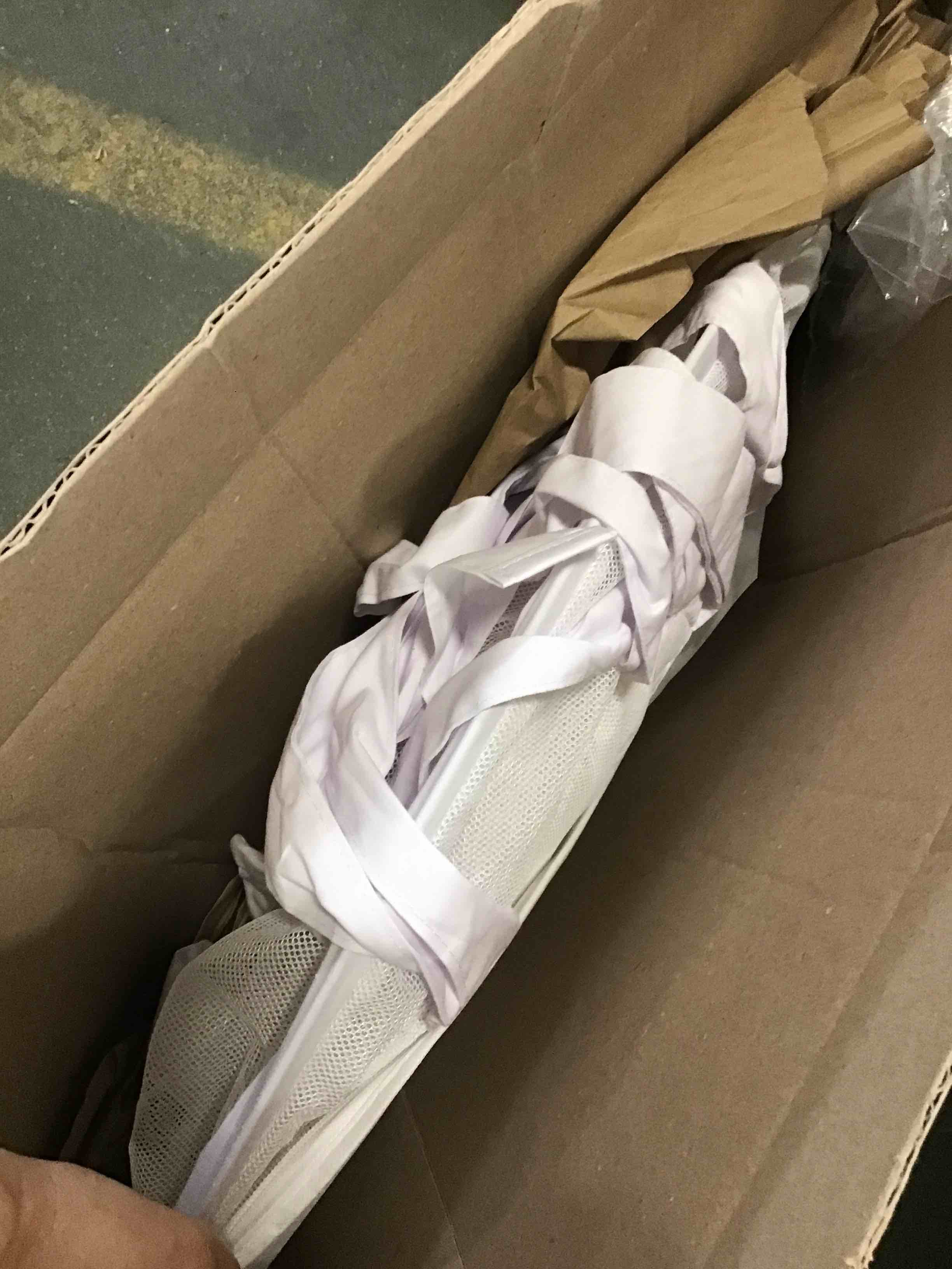 https://s3.amazonaws.com/lotting-images-prod/bidfta/YEL6569600_1716301876787.jpeg