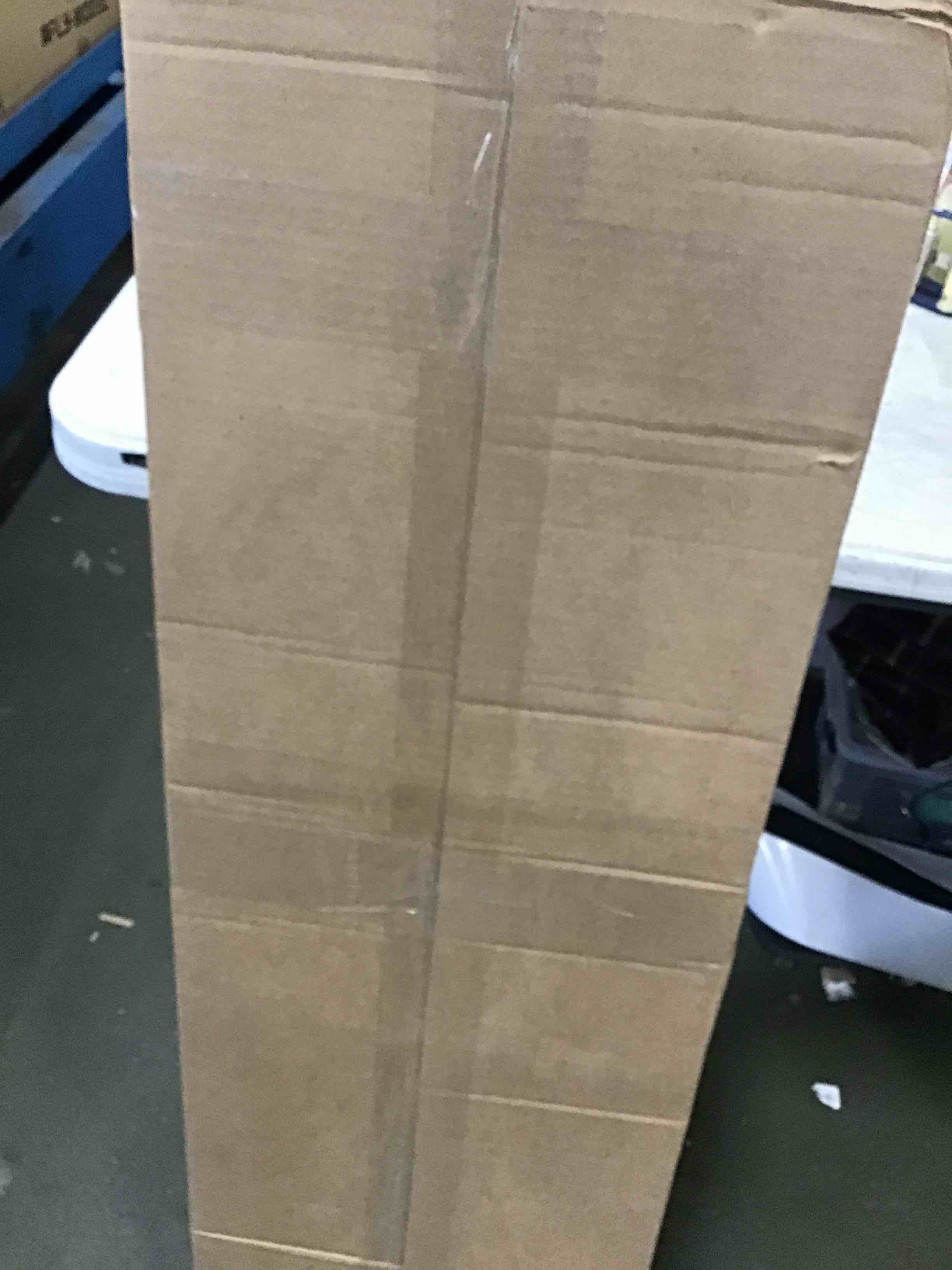 https://s3.amazonaws.com/lotting-images-prod/bidfta/YEL6569681_1716306307557.jpeg