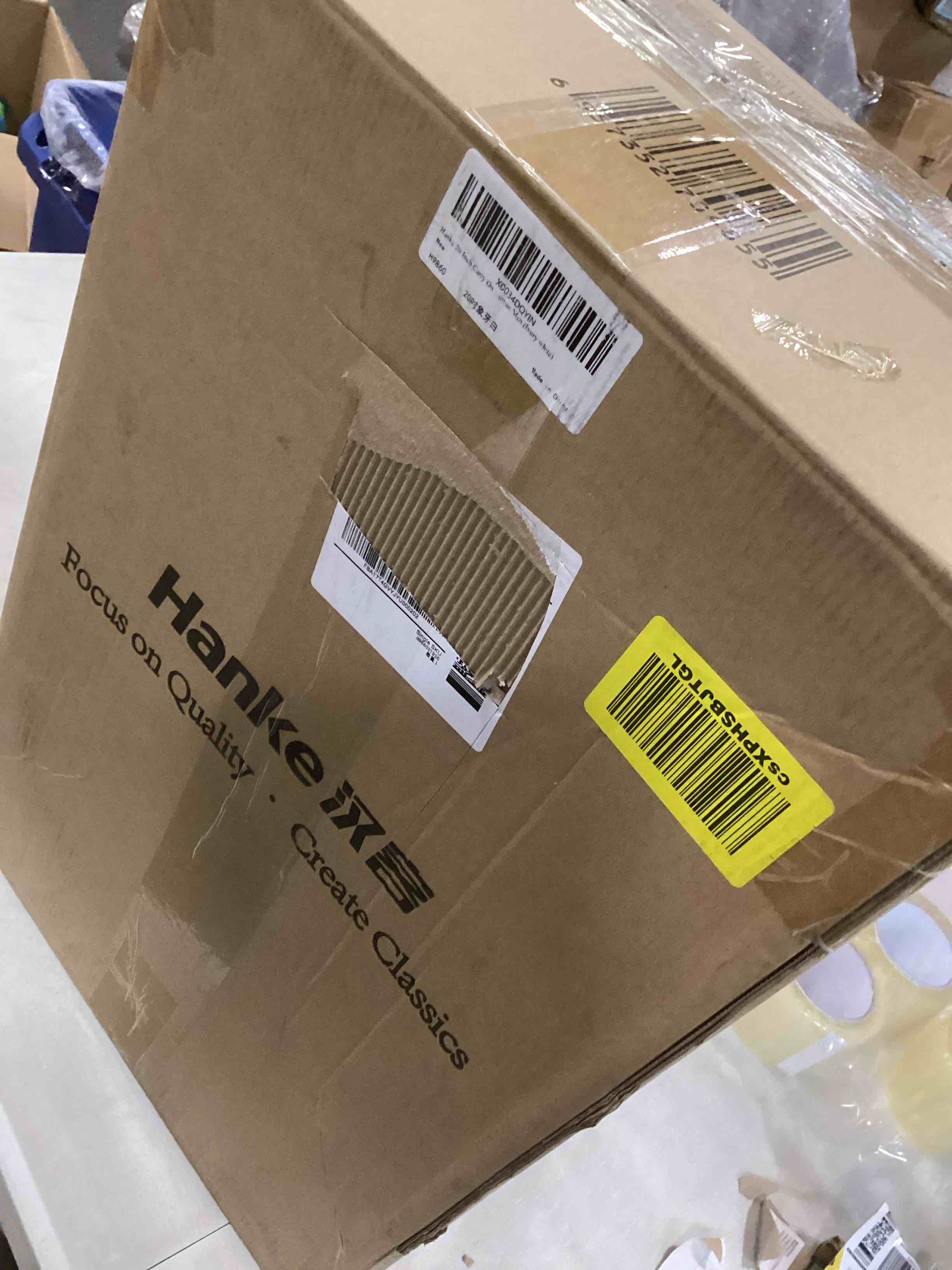 https://s3.amazonaws.com/lotting-images-prod/bidfta/YEL6571132_1716036230130.jpeg