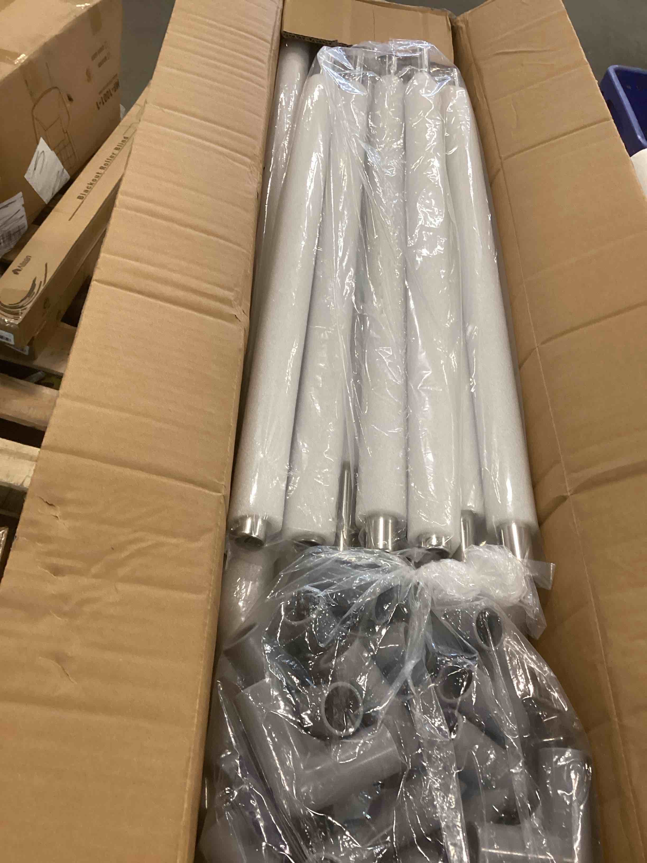 https://s3.amazonaws.com/lotting-images-prod/bidfta/YEL6571332_1716121936631.jpeg