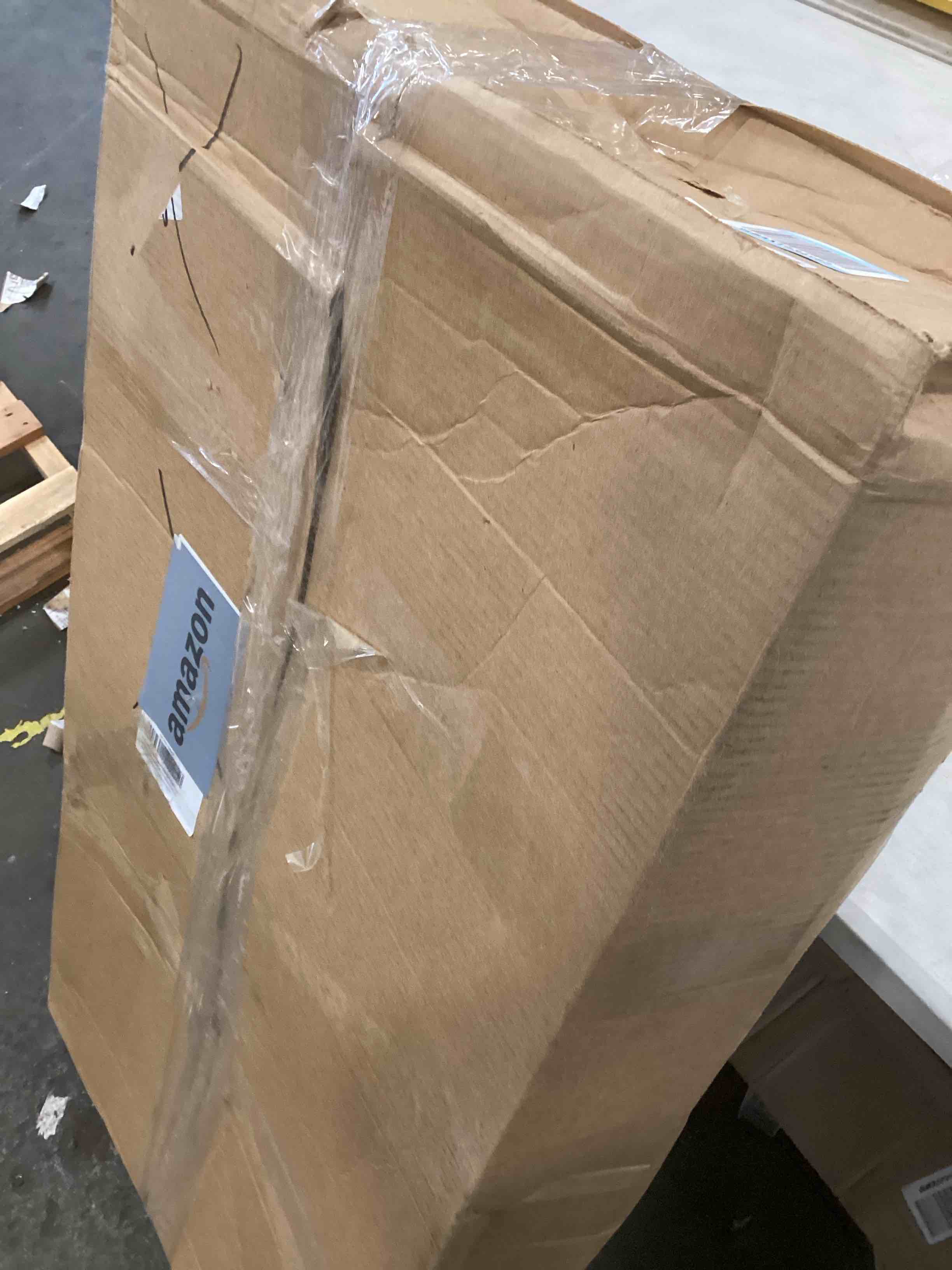https://s3.amazonaws.com/lotting-images-prod/bidfta/YEL6571432_1716138756123.jpeg