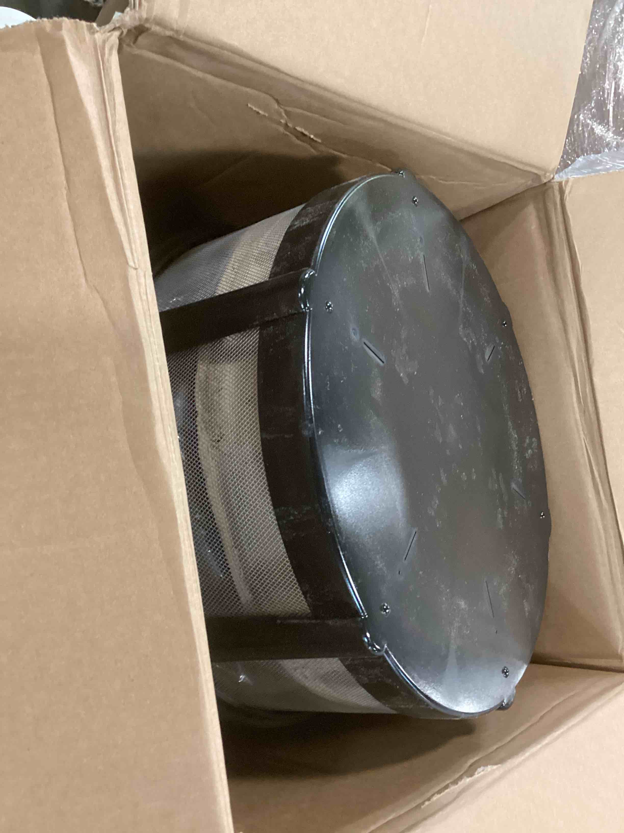 https://s3.amazonaws.com/lotting-images-prod/bidfta/YEL6571477_1716143088660.jpeg