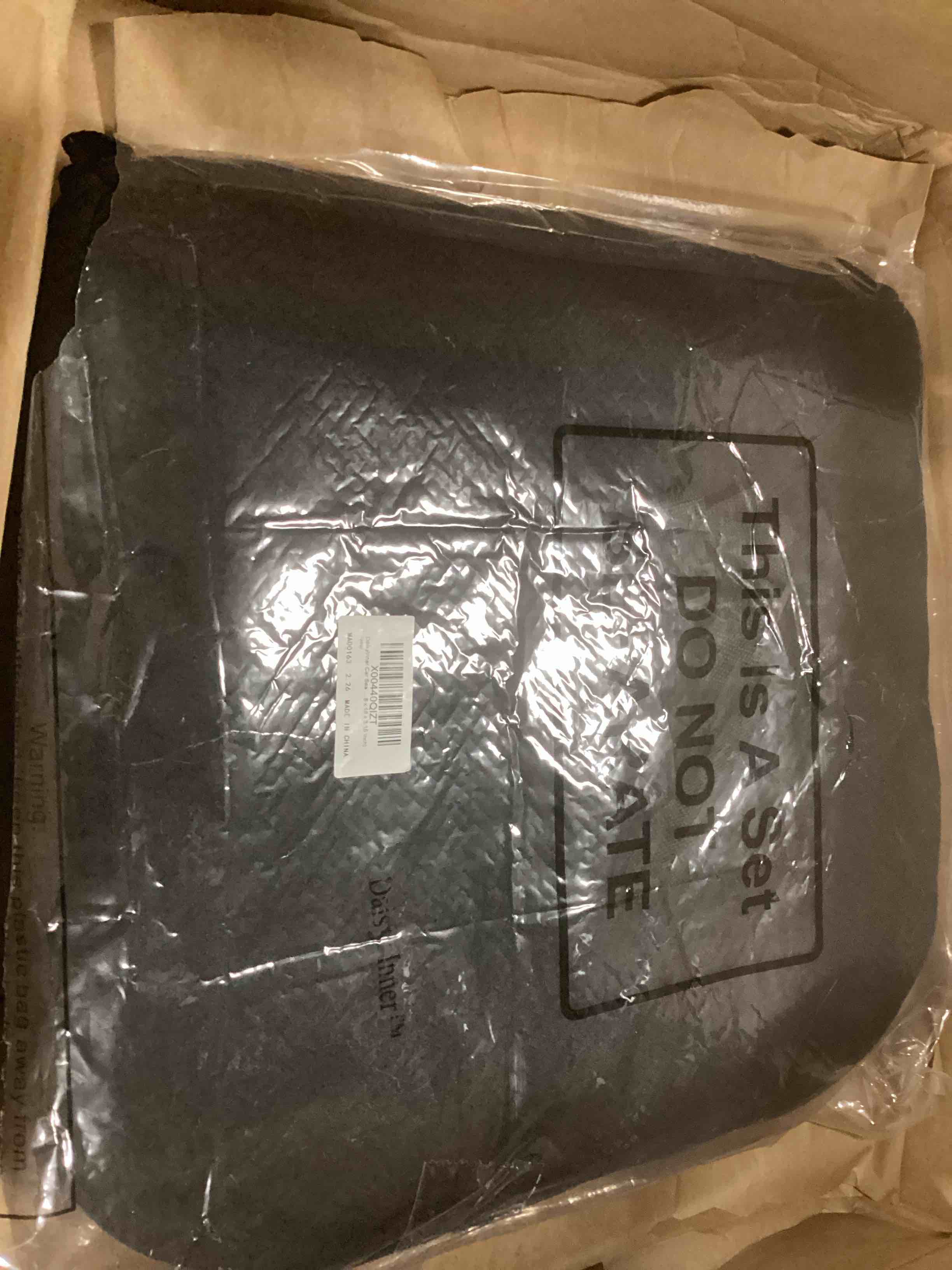 https://s3.amazonaws.com/lotting-images-prod/bidfta/YEL6571910_1716378003961.jpeg