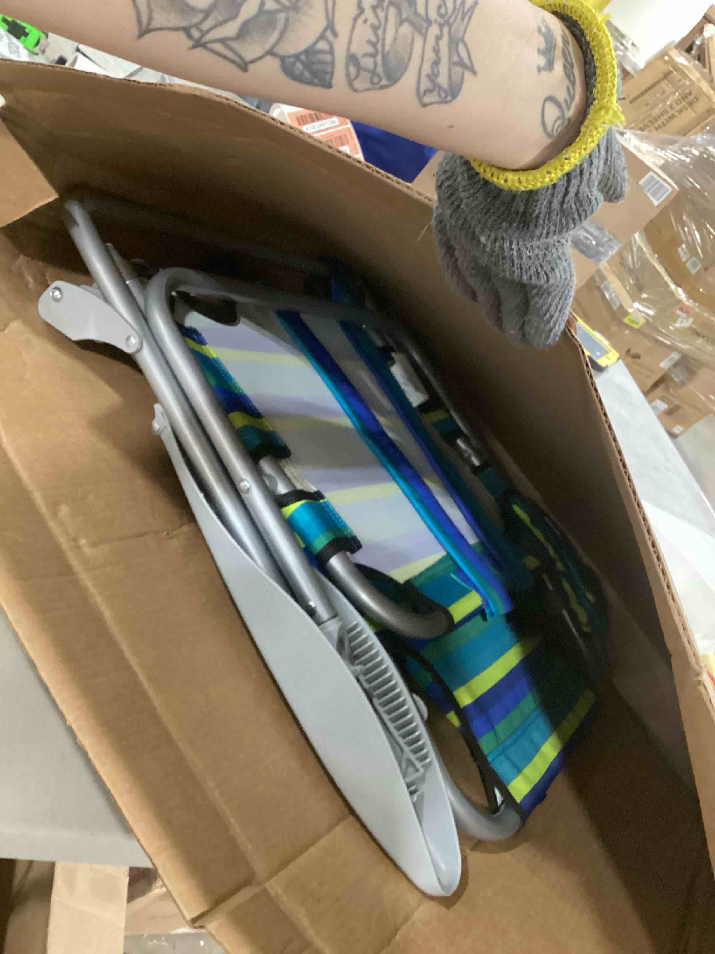 https://s3.amazonaws.com/lotting-images-prod/bidfta/YEL6572604_1721761038445.jpeg