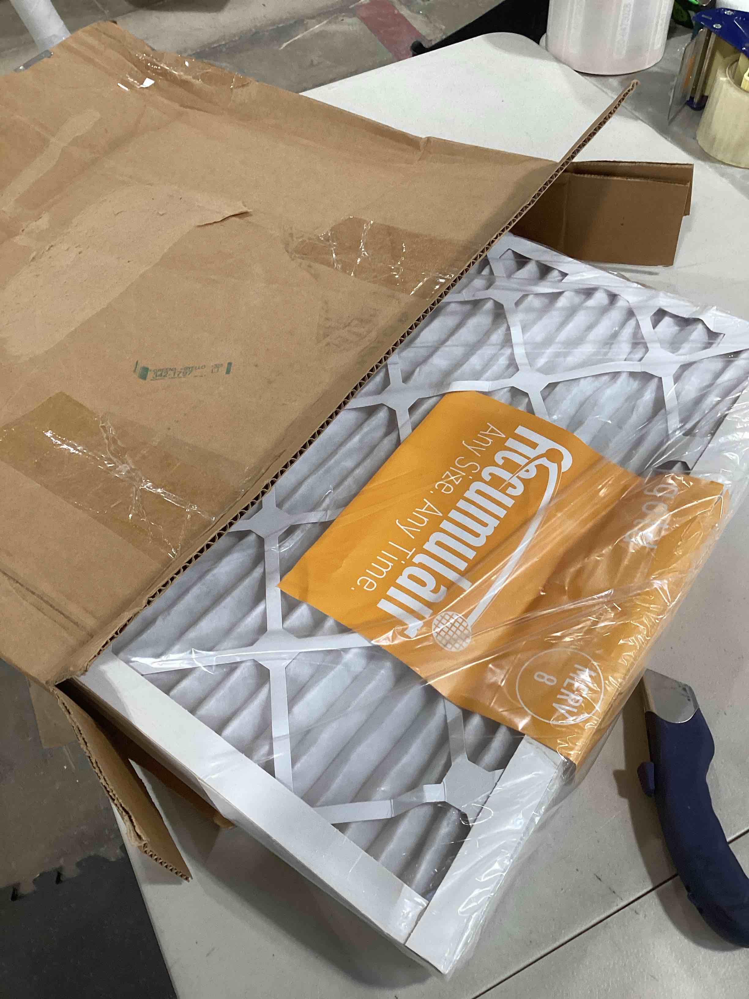 https://s3.amazonaws.com/lotting-images-prod/bidfta/YEL6572615_1721763641642.jpeg