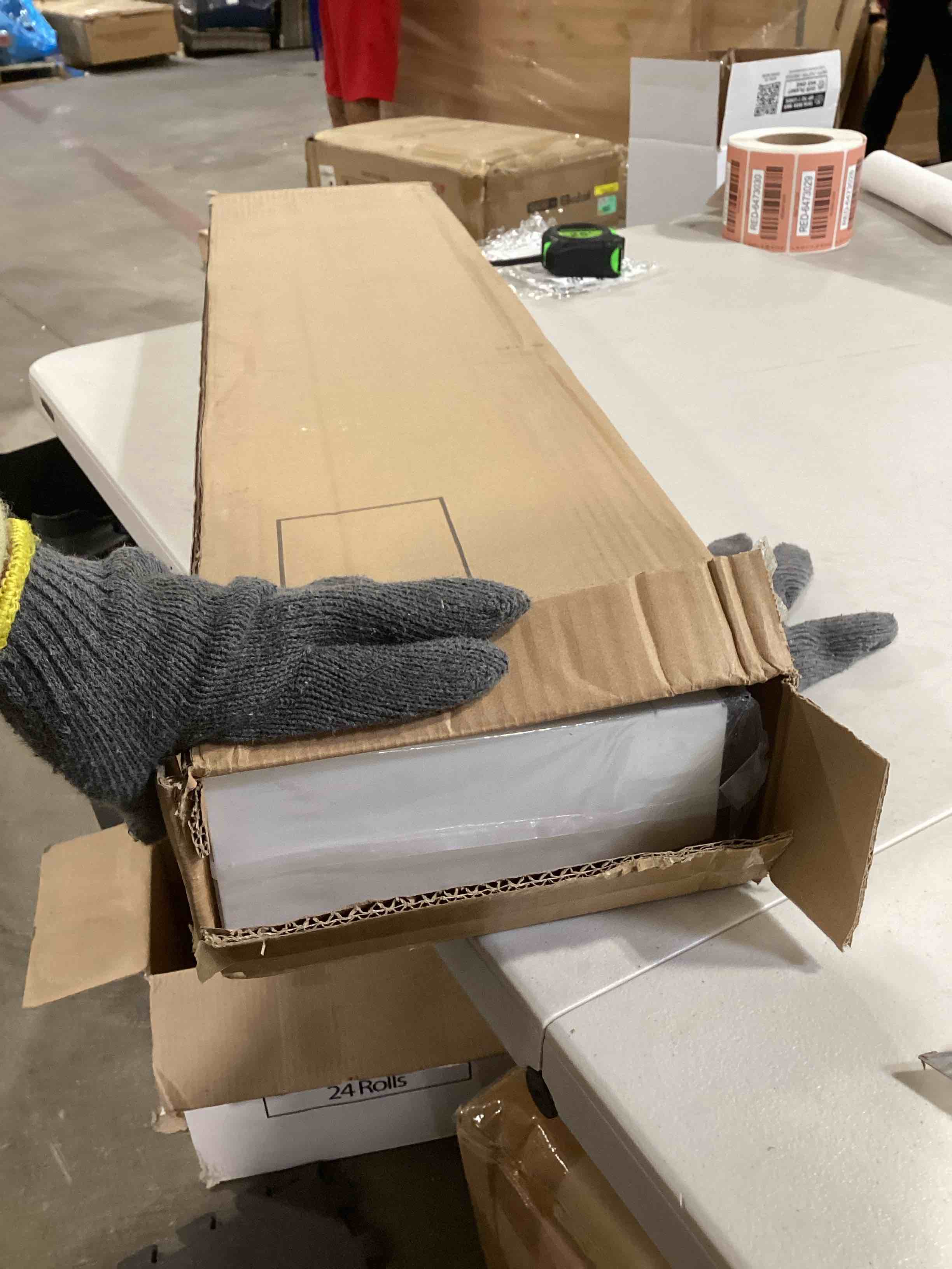 https://s3.amazonaws.com/lotting-images-prod/bidfta/YEL6572692_1721832020802.jpeg