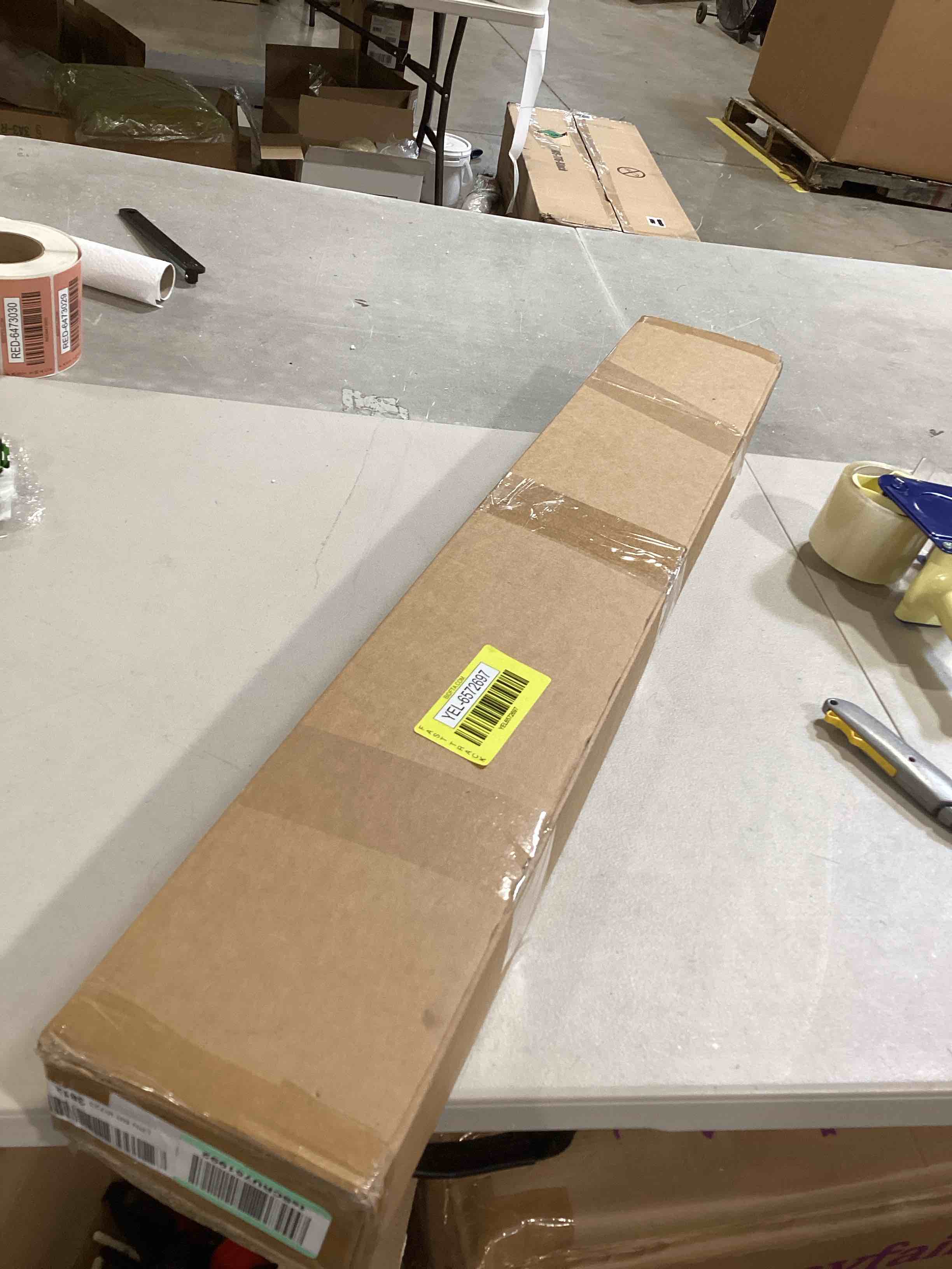 https://s3.amazonaws.com/lotting-images-prod/bidfta/YEL6572697_1721833102486.jpeg
