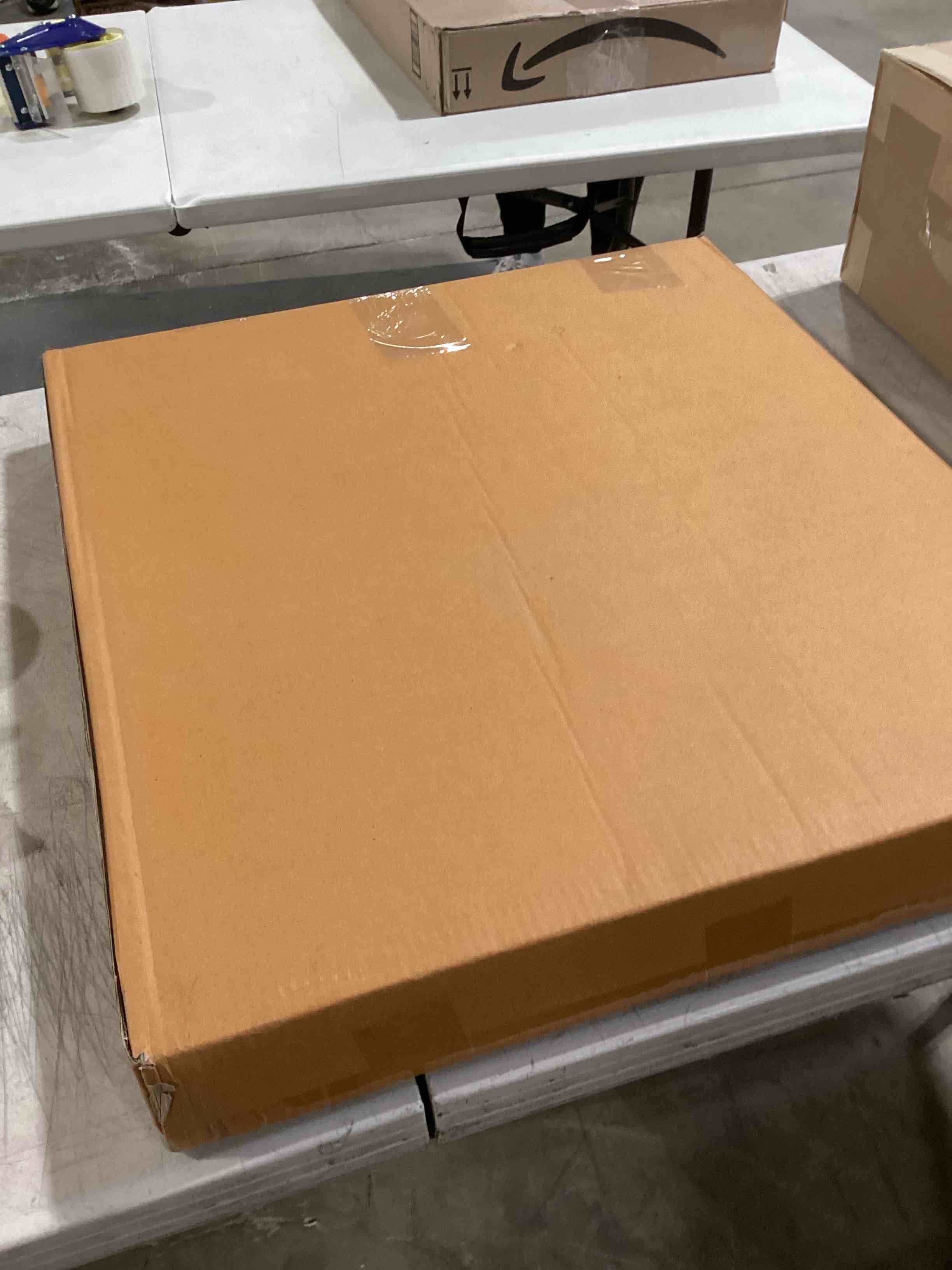 https://s3.amazonaws.com/lotting-images-prod/bidfta/YEL6573455_1718192097952.jpeg