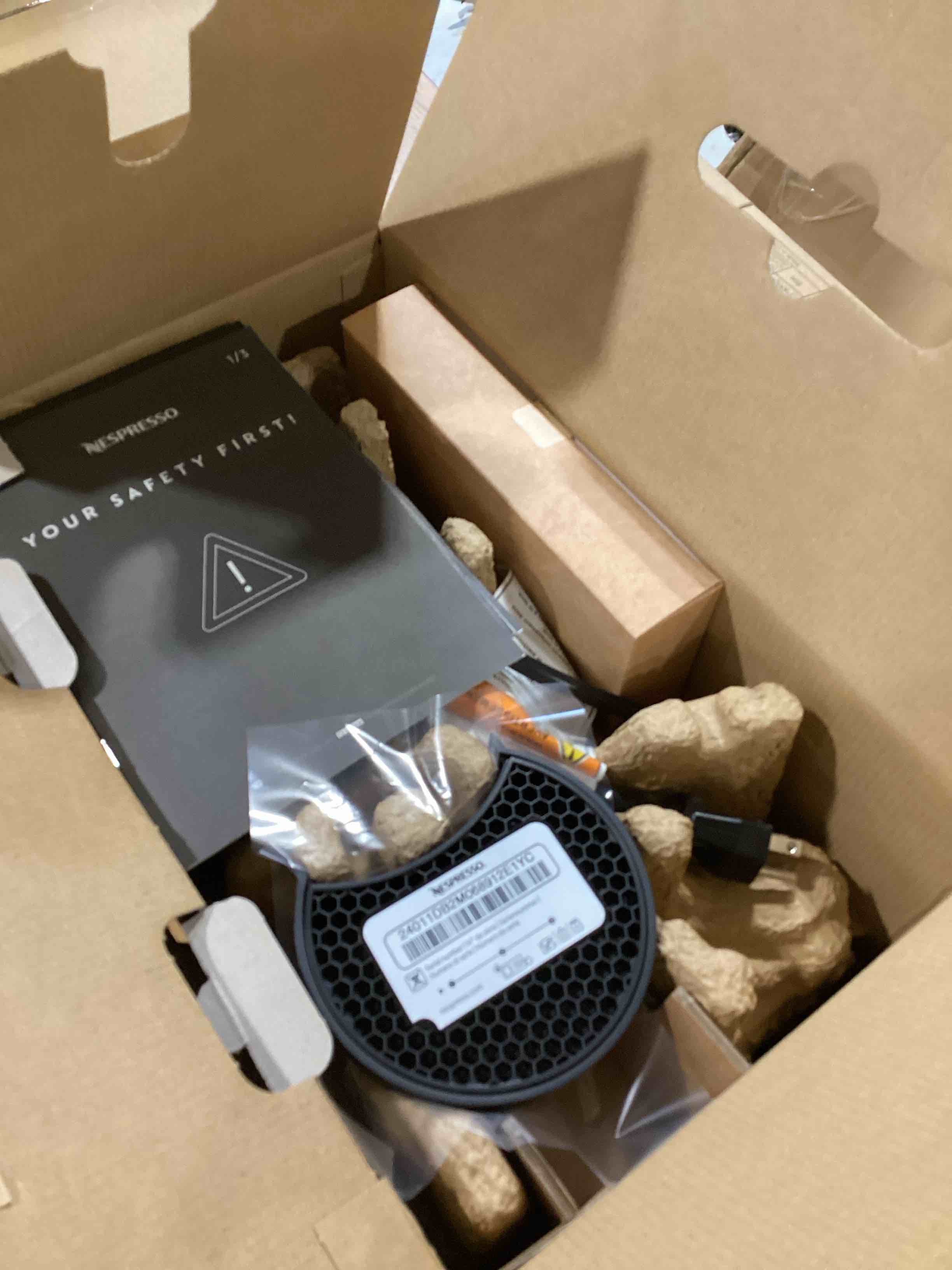https://s3.amazonaws.com/lotting-images-prod/bidfta/YEL6573892_1718382294261.jpeg