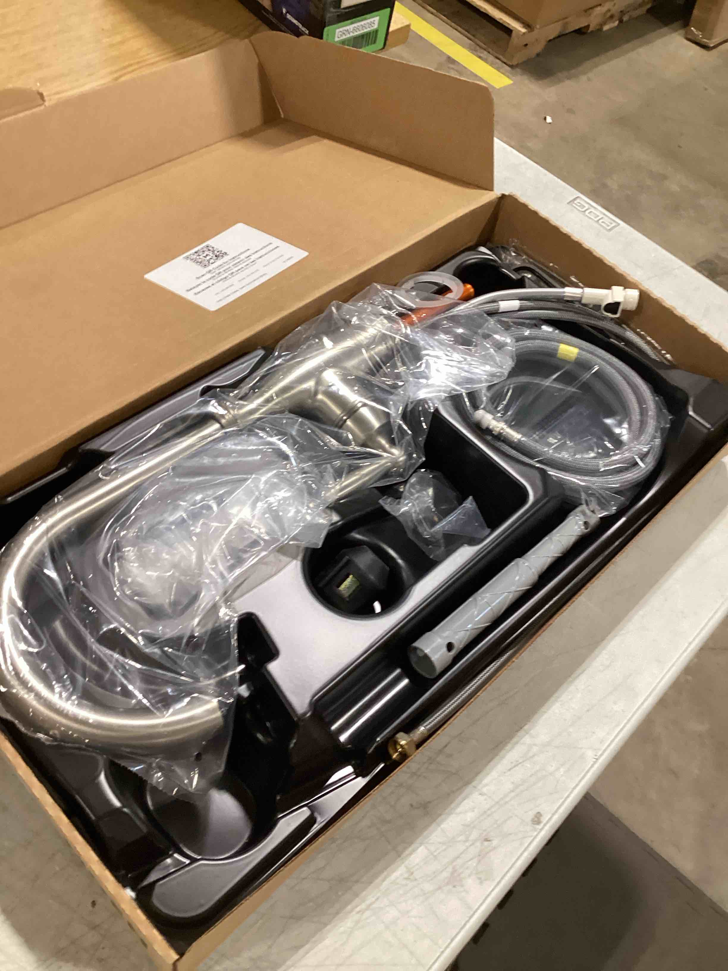 https://s3.amazonaws.com/lotting-images-prod/bidfta/YEL6575487_1720700032443.jpeg