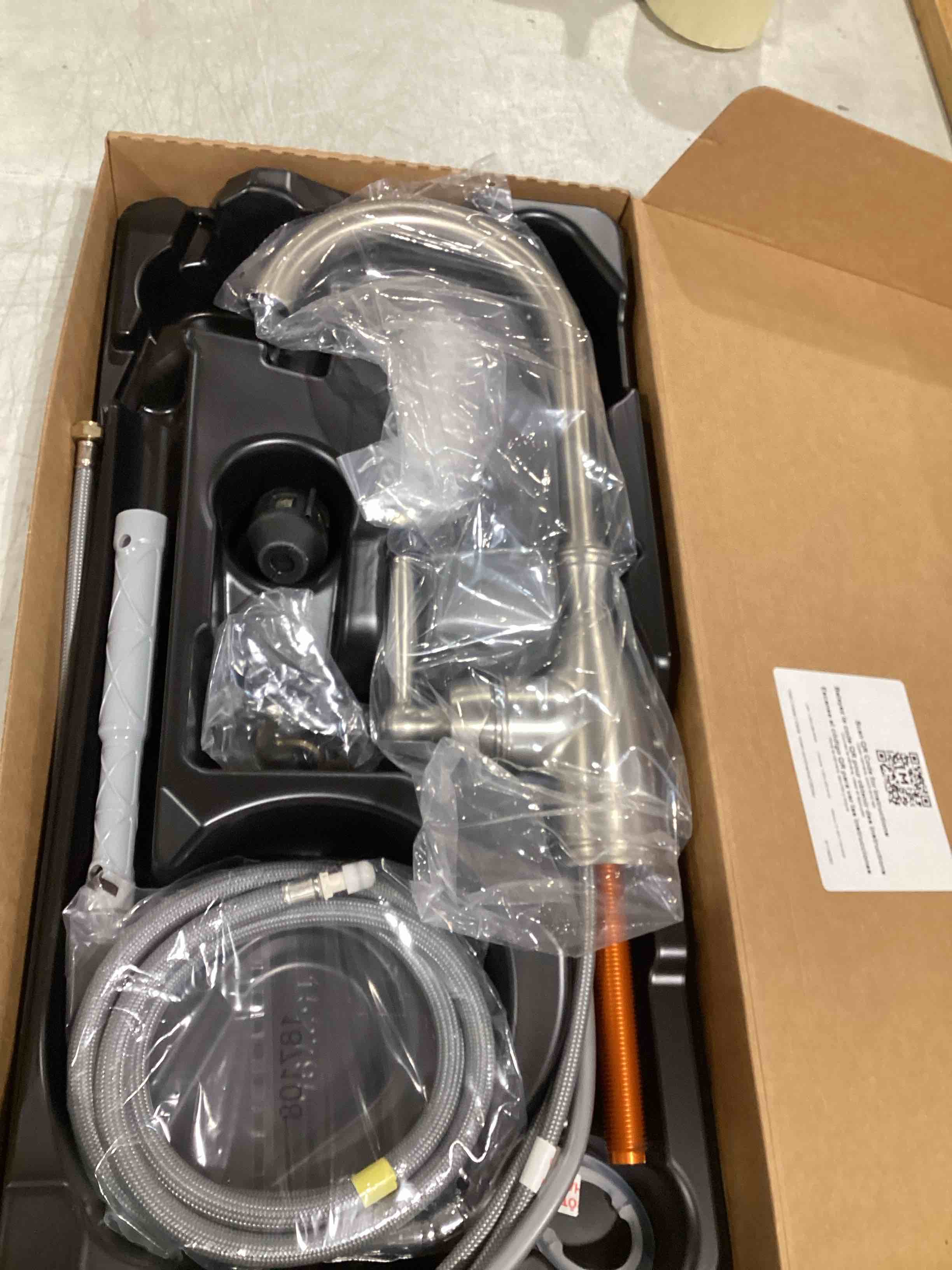 https://s3.amazonaws.com/lotting-images-prod/bidfta/YEL6575487_1720700178382.jpeg