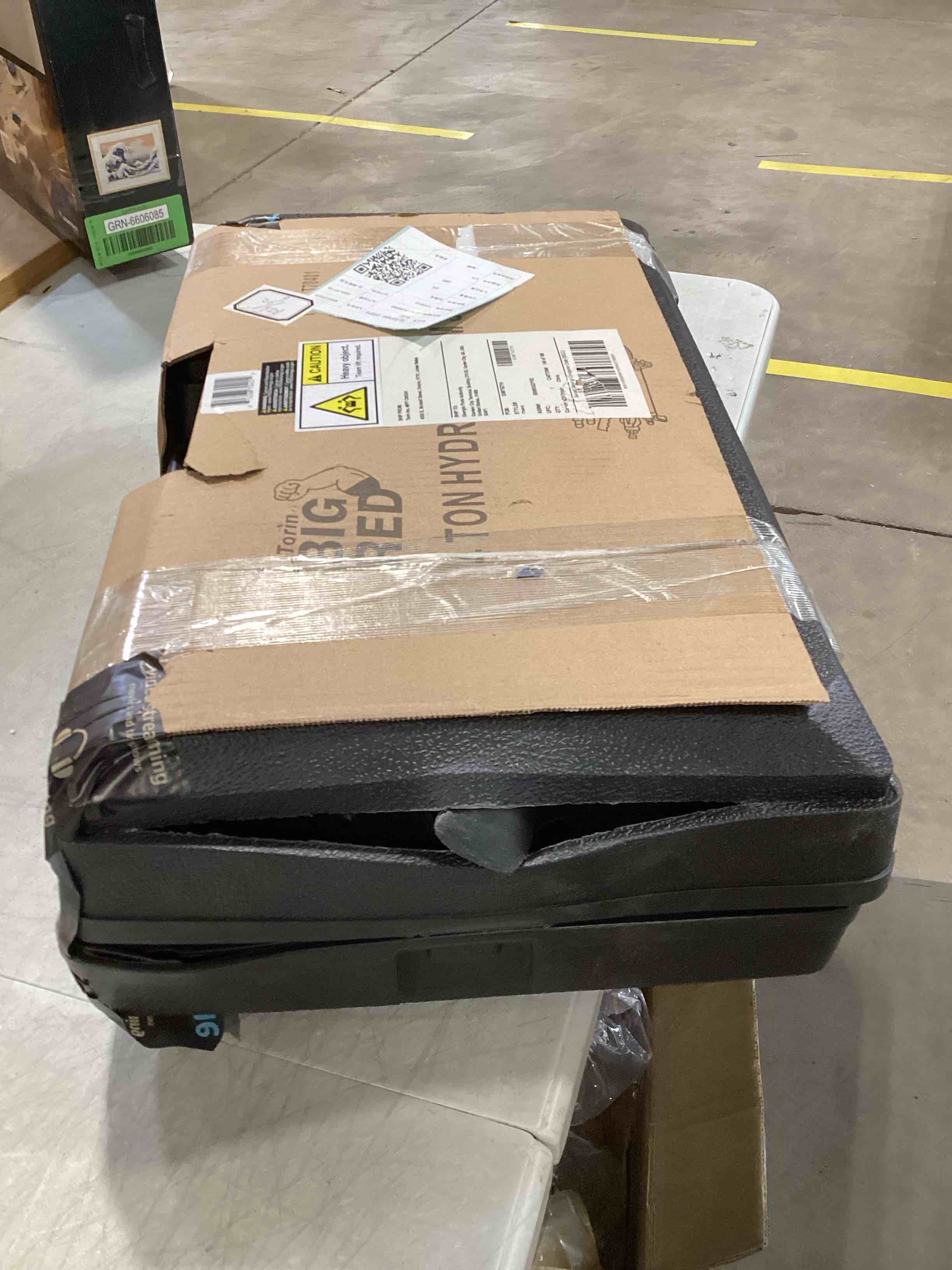 https://s3.amazonaws.com/lotting-images-prod/bidfta/YEL6575511_1720706765800.jpeg