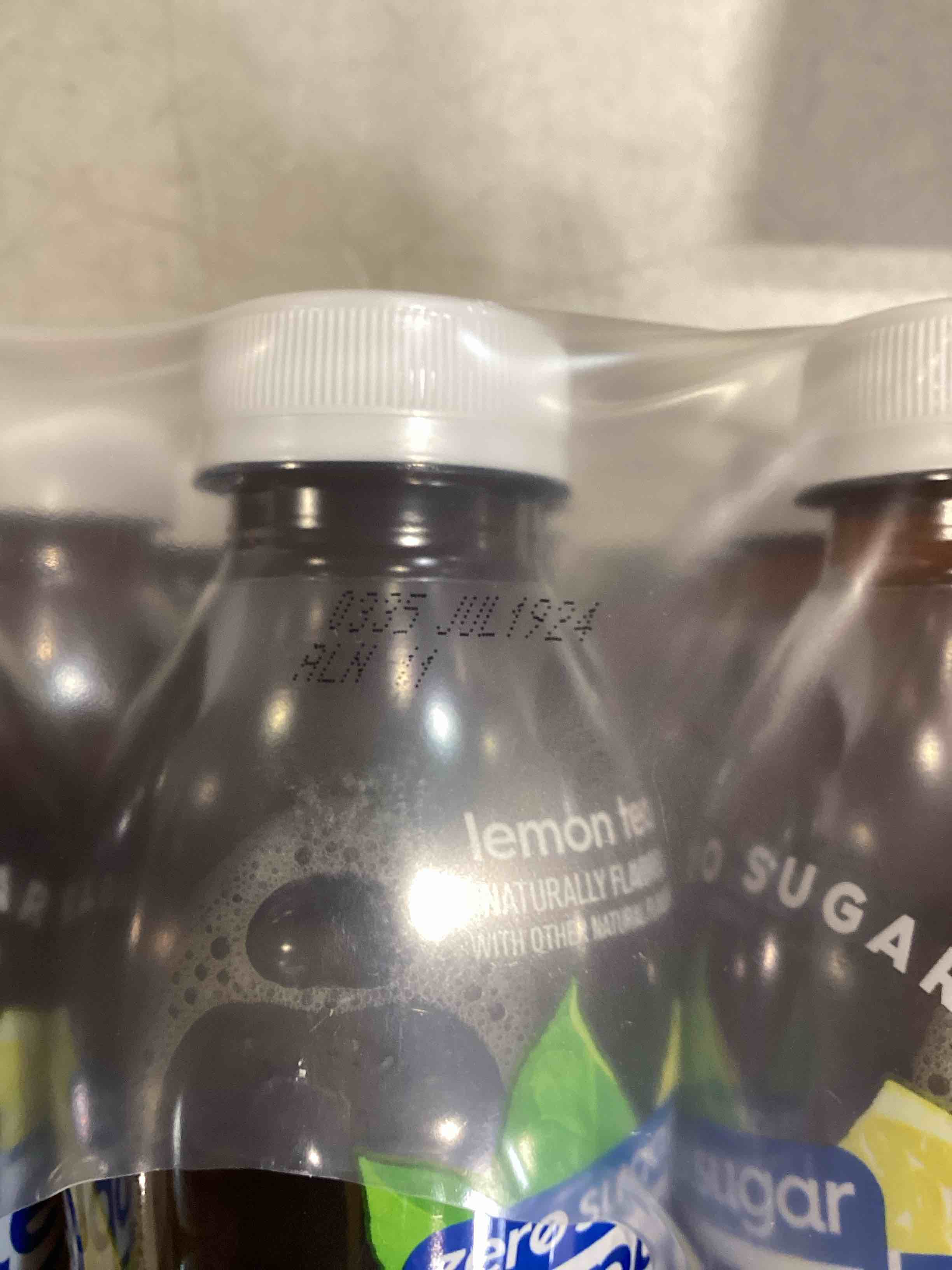 https://s3.amazonaws.com/lotting-images-prod/bidfta/YEL6575685_1720807857861.jpeg
