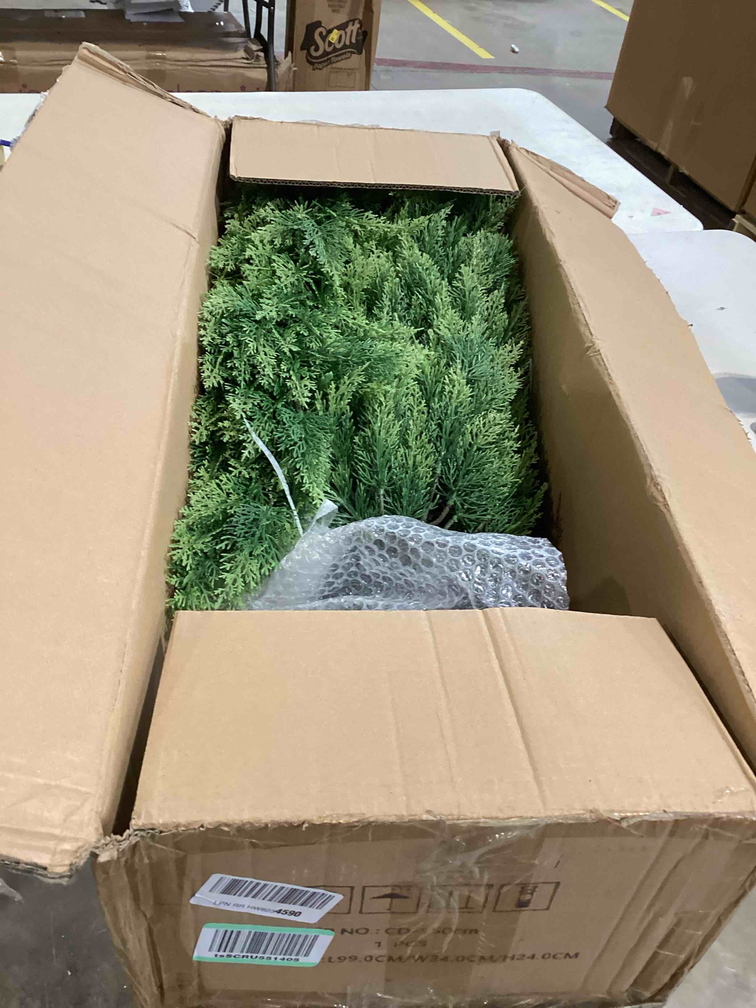 https://s3.amazonaws.com/lotting-images-prod/bidfta/YEL6576417_1721759373933.jpeg