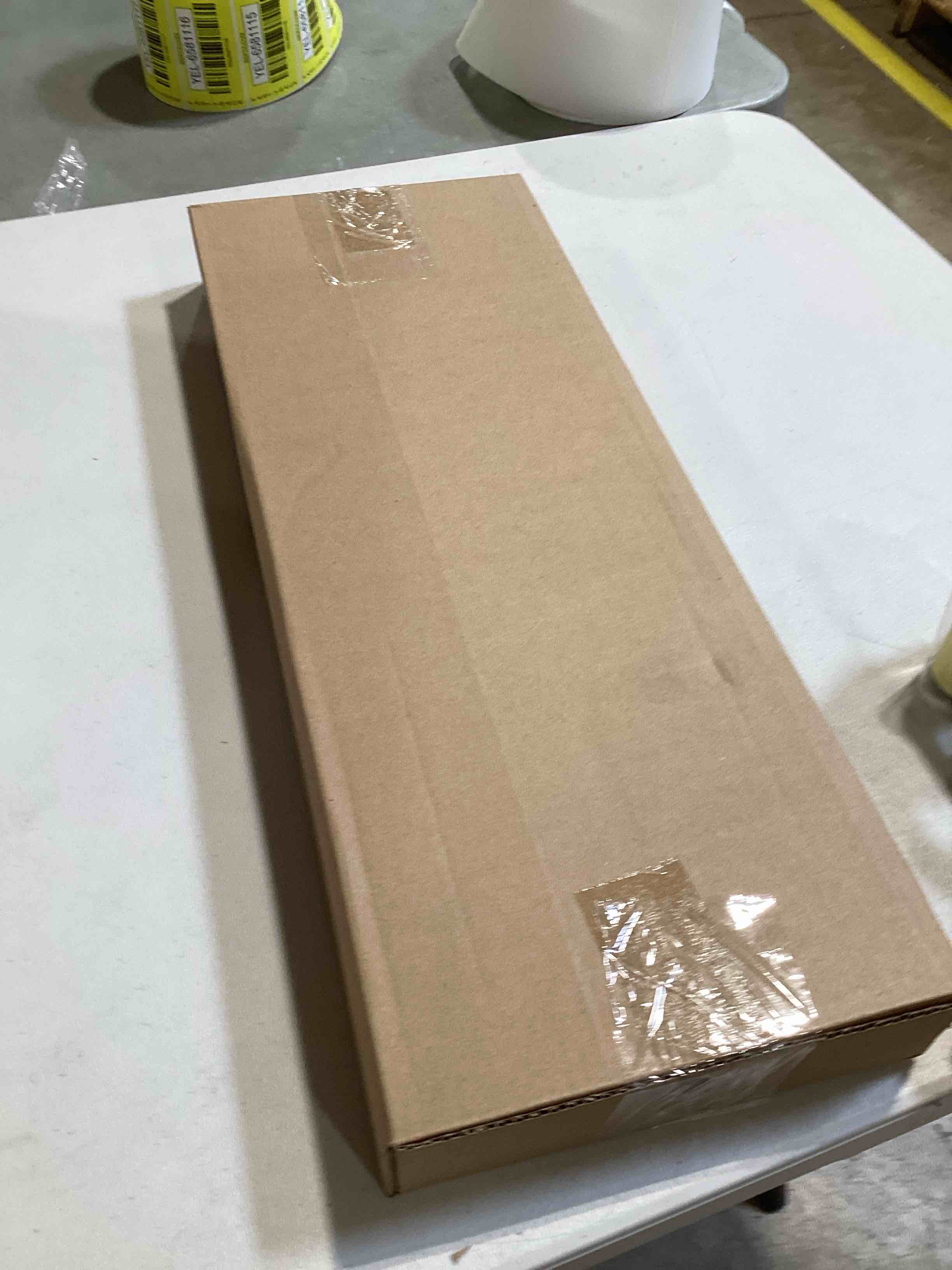 https://s3.amazonaws.com/lotting-images-prod/bidfta/YEL6576720_1720449795746.jpeg
