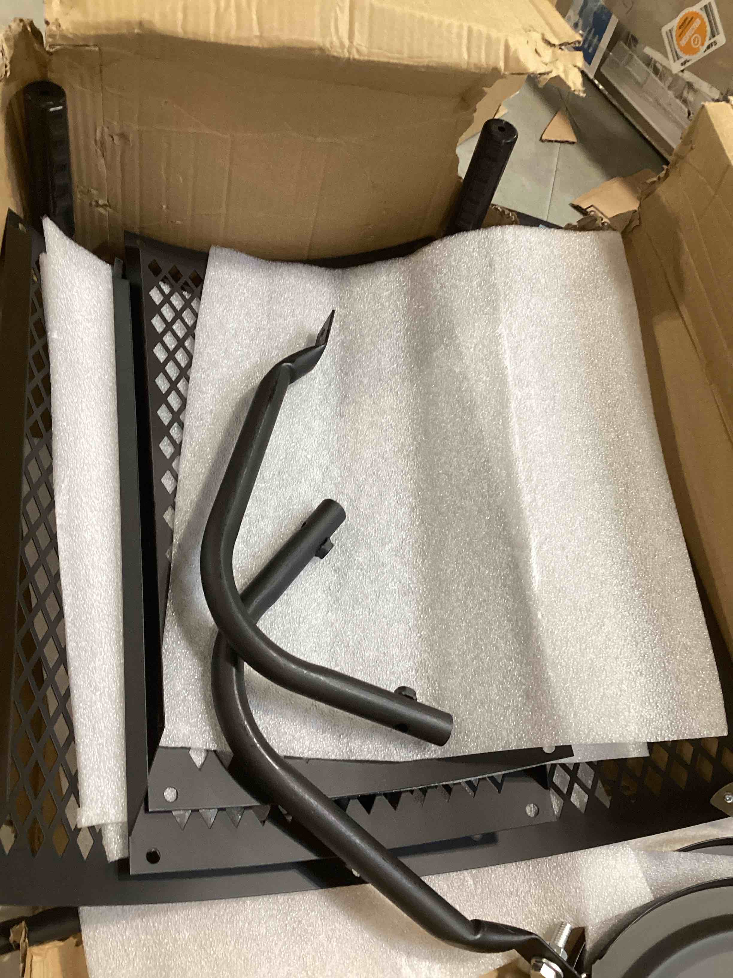 Compost Spreaders for Lawns, 16.5” Peat Moss Spreader Roller with 40”-43” Adjustable Handle, U-Shape Grip, Garden Care Manure Spreaders for Top Soil Dressing Mulch Dirt Sand, Steel Gardening Tools